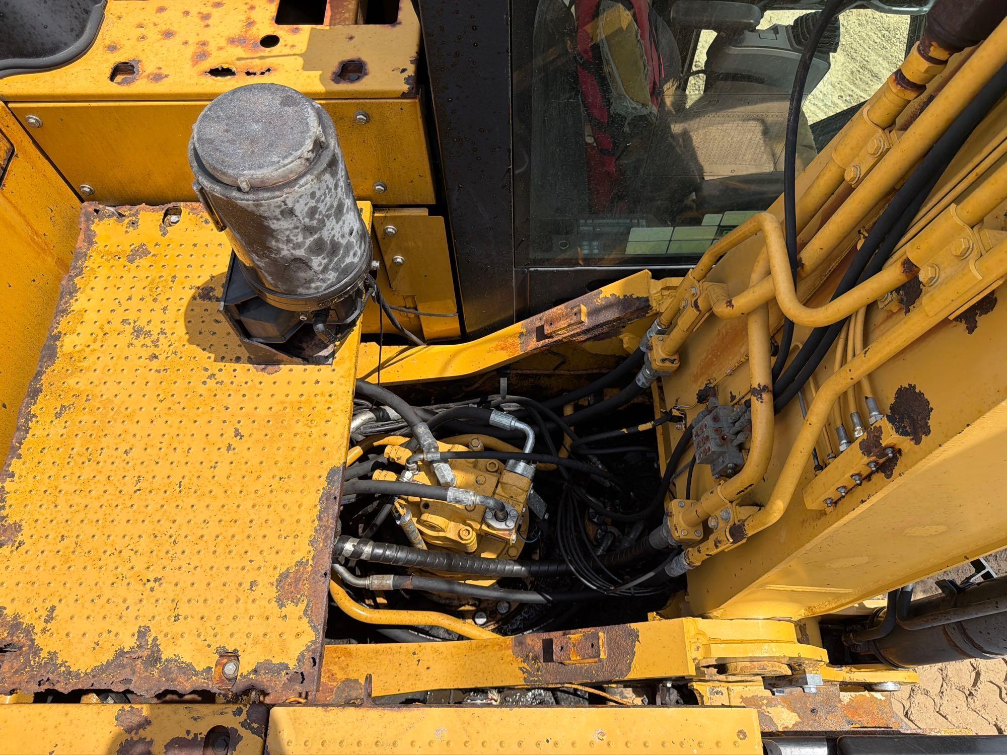 Caterpillar 324EL
