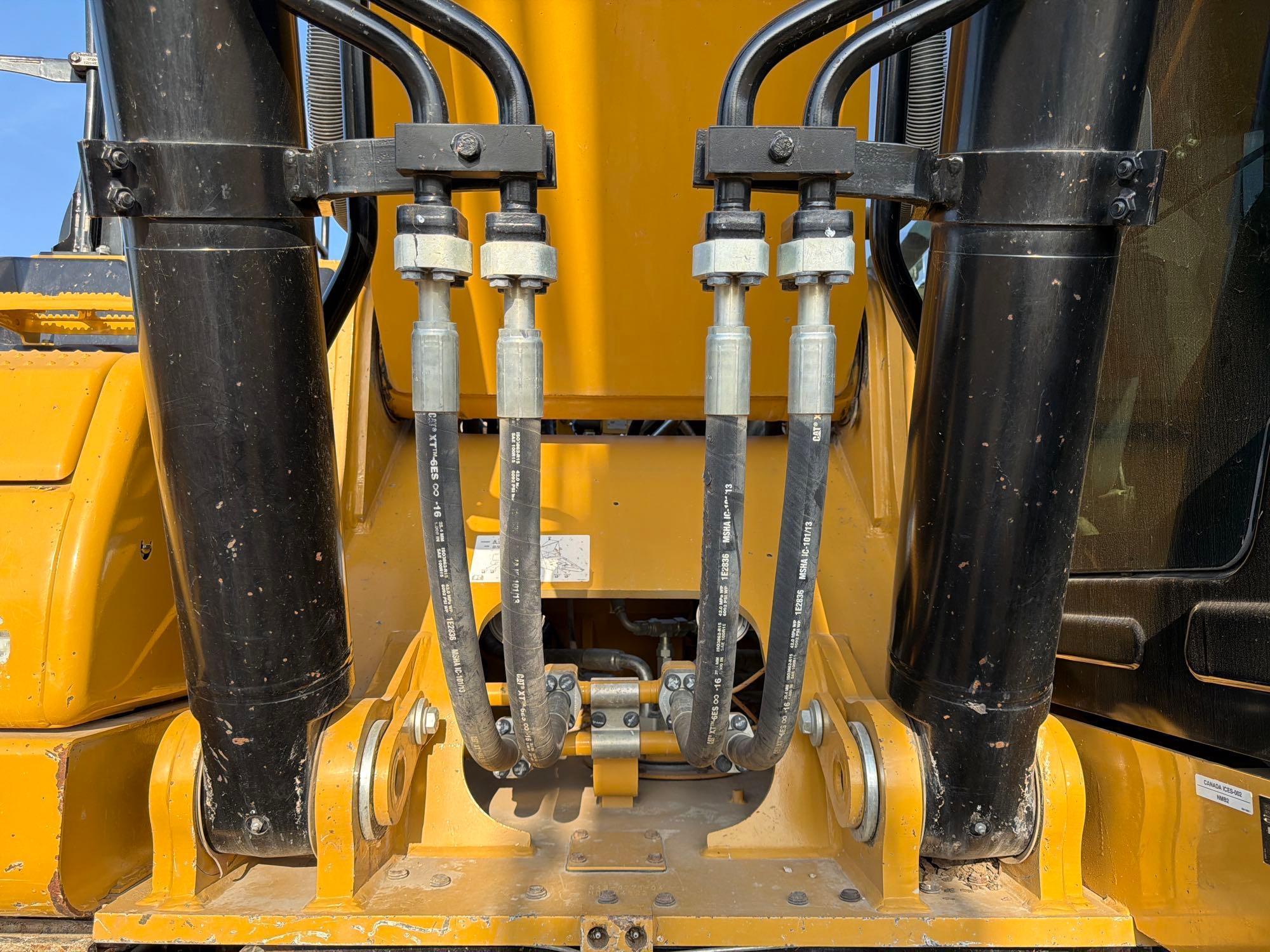 2022 Caterpillar 336