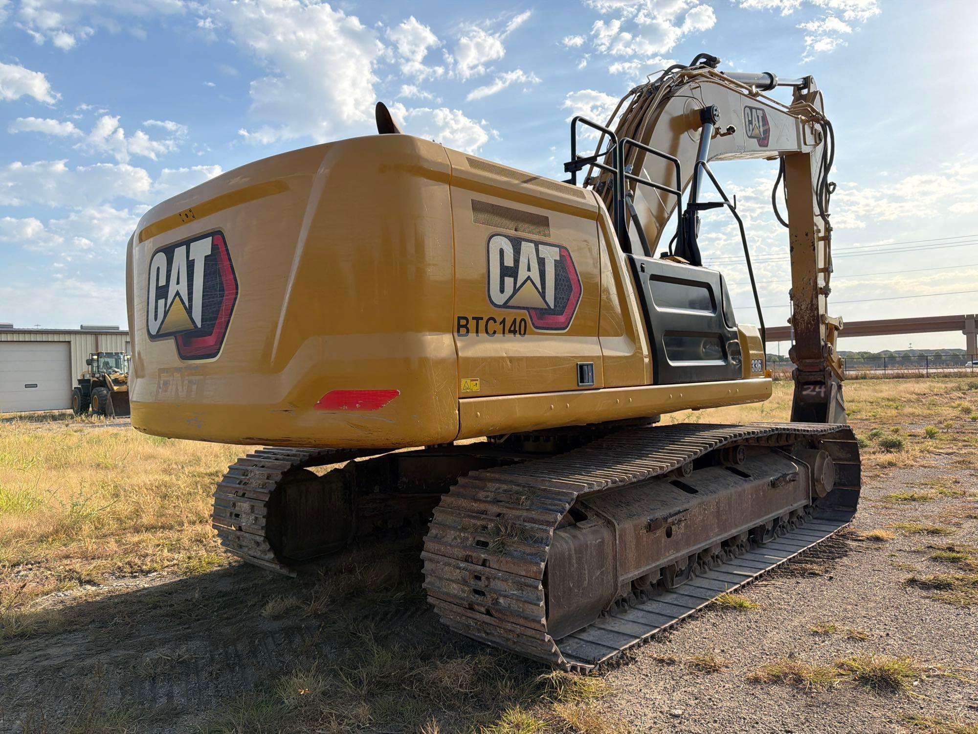 2022 Caterpillar 336