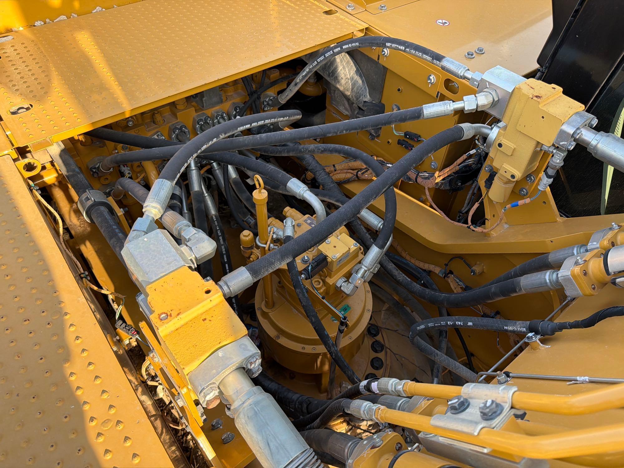2022 Caterpillar 336