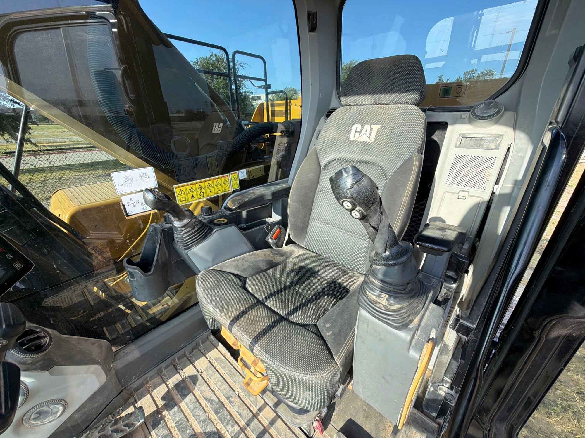 2022 Caterpillar 336