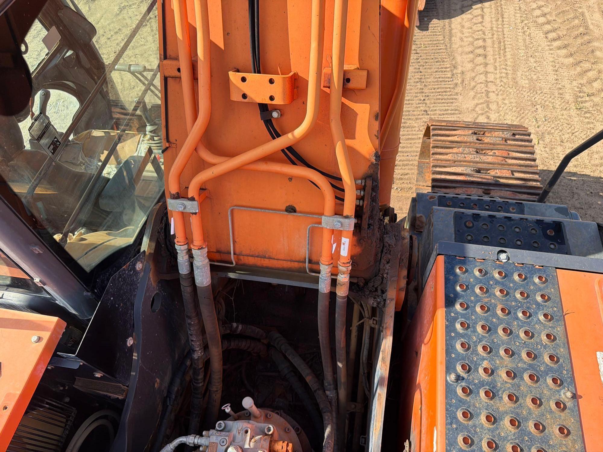 2017 Hitachi ZX350 LC