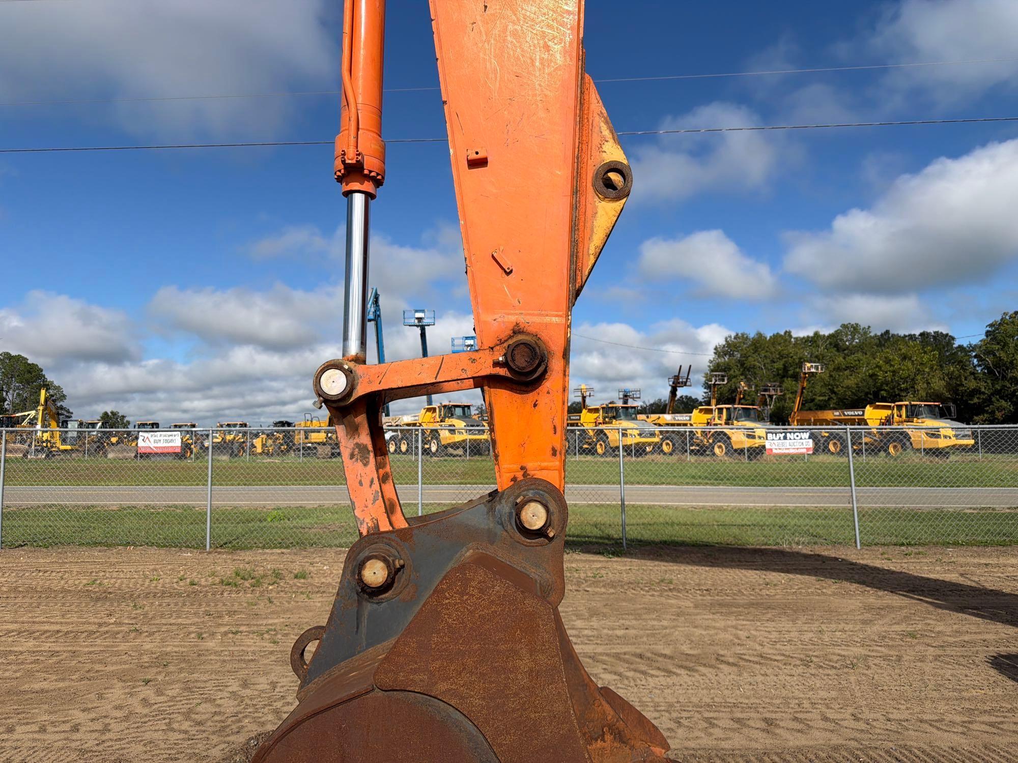 2017 Hitachi ZX350 LC