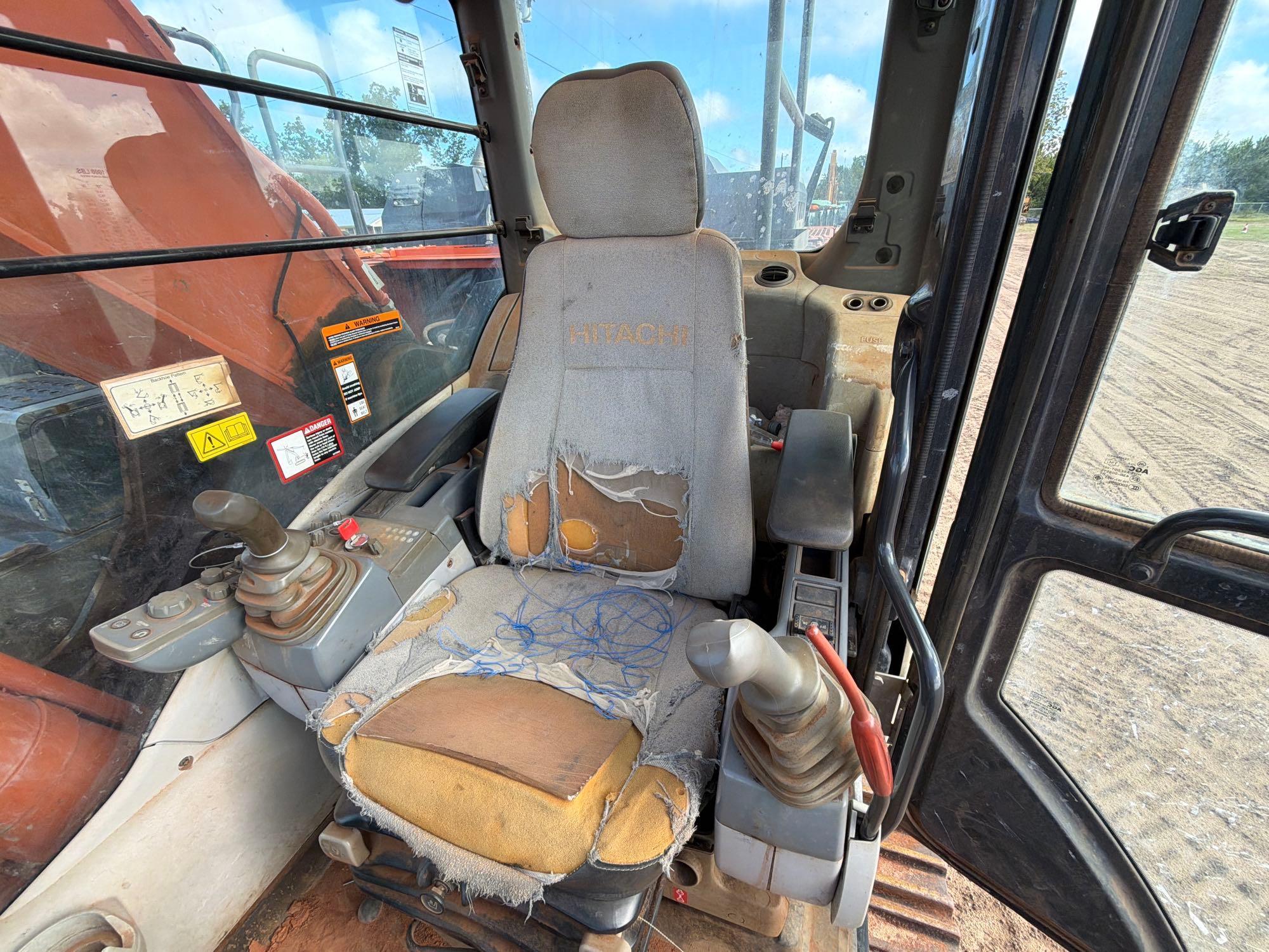 2017 Hitachi ZX350 LC