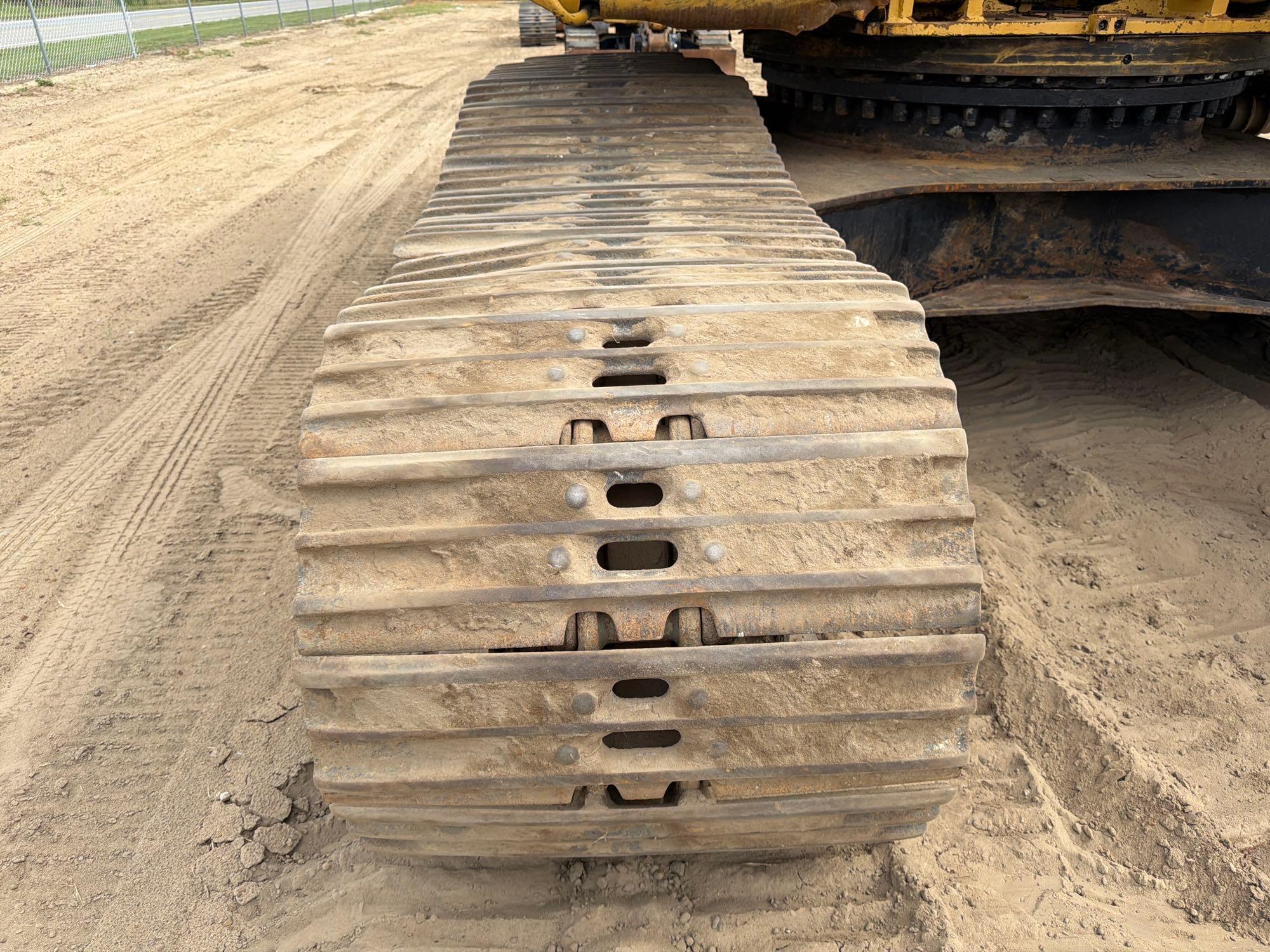 2002 Caterpillar 330C