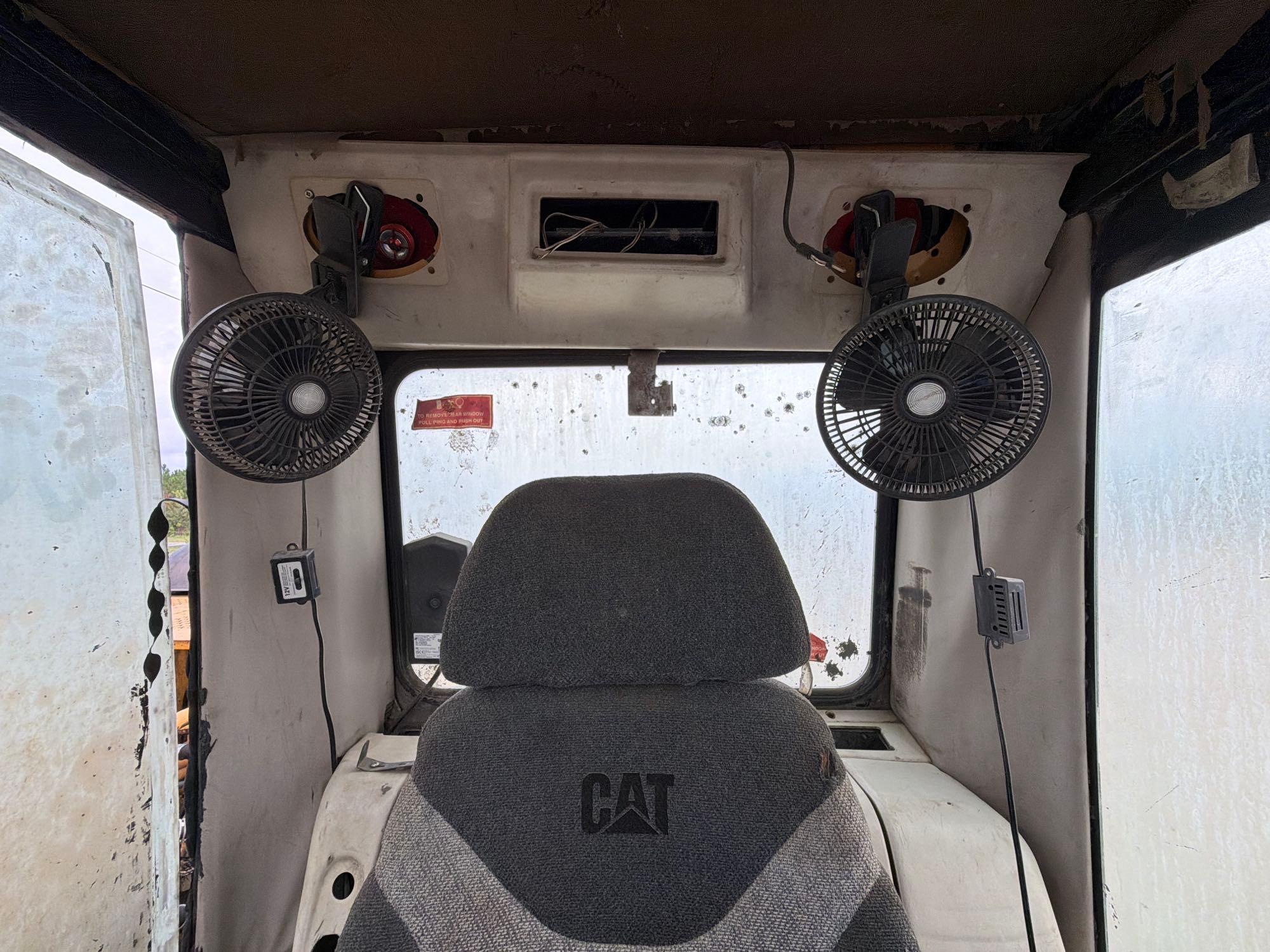 2002 Caterpillar 330C
