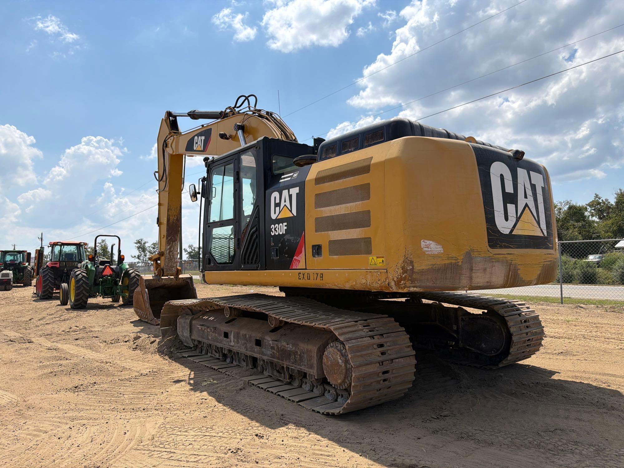 2018 Caterpillar 330