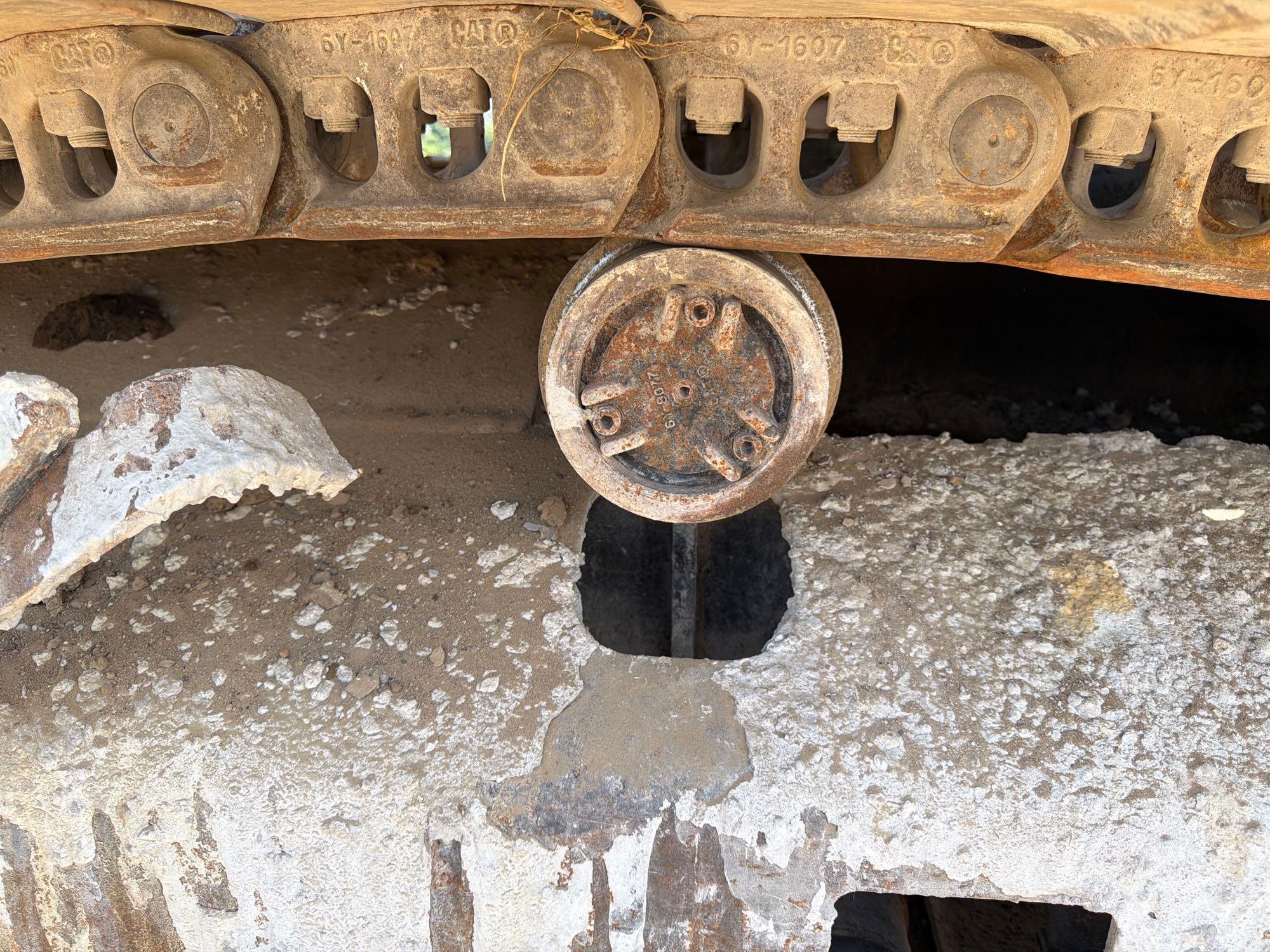 2018 Caterpillar 330