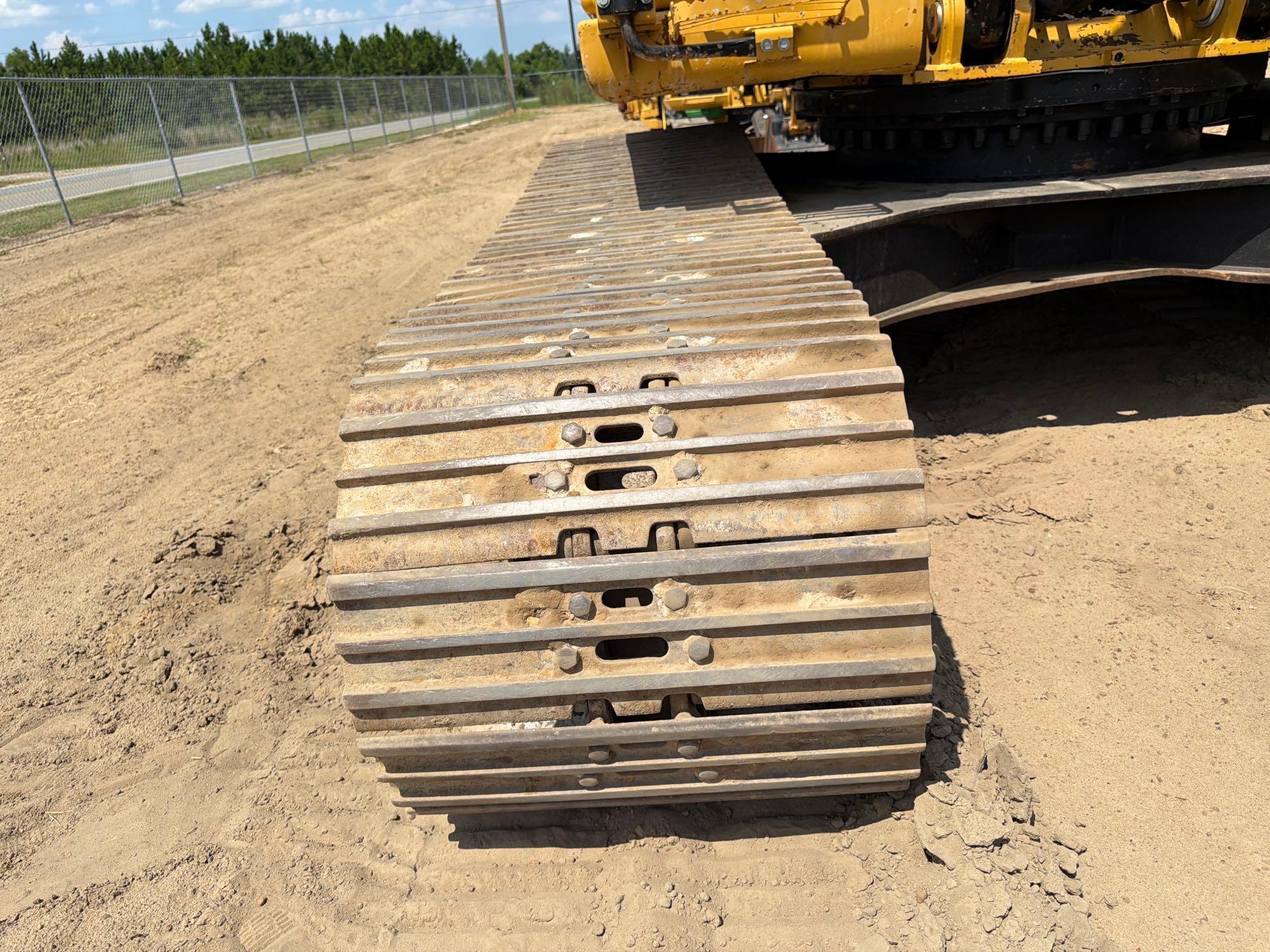 2018 Caterpillar 330