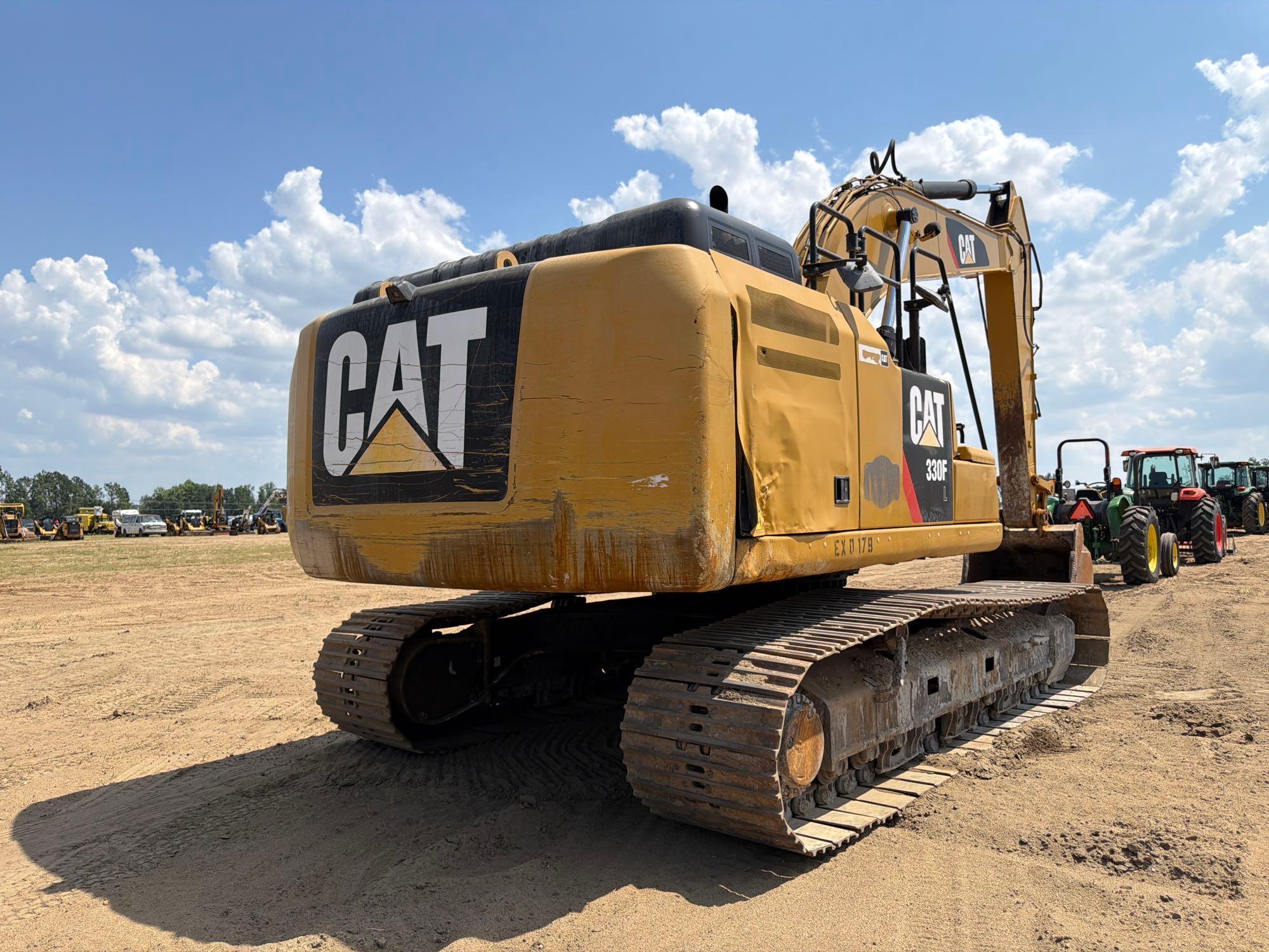 2018 Caterpillar 330