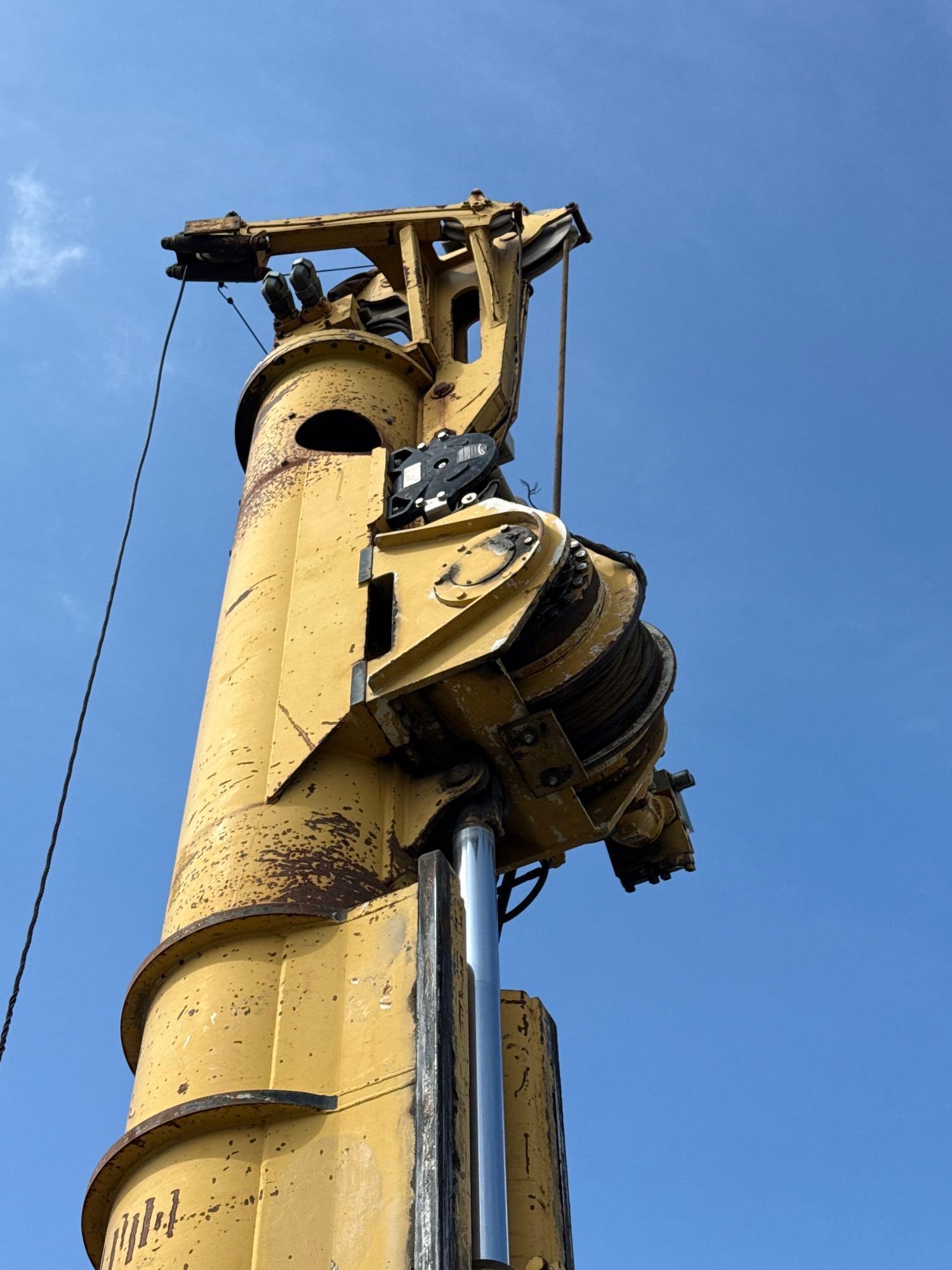Caterpillar 325
