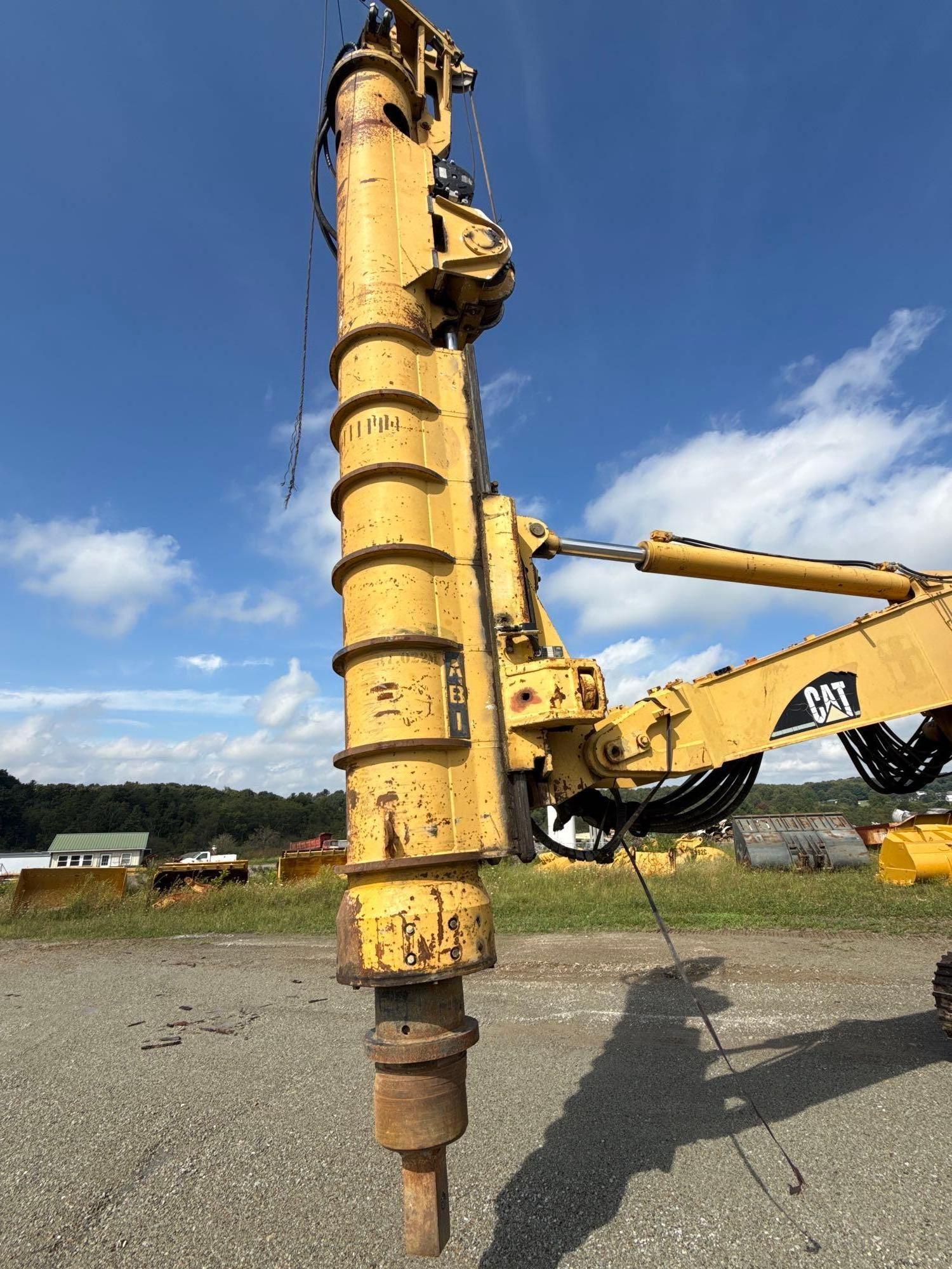 Caterpillar 325