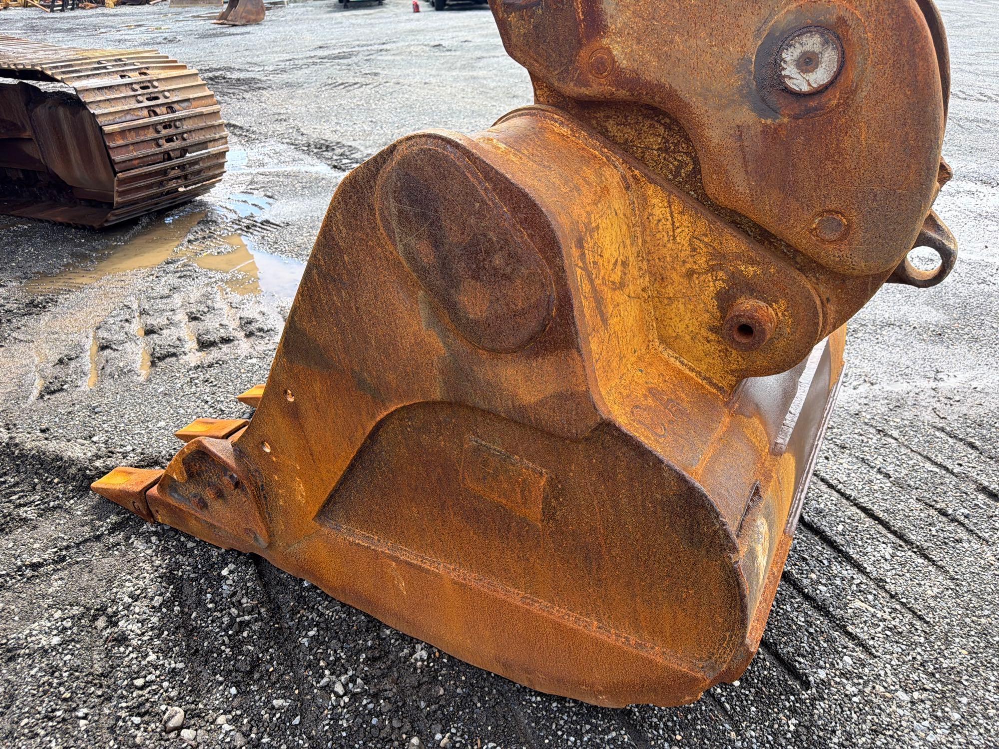 2007 Caterpillar 328D LCR