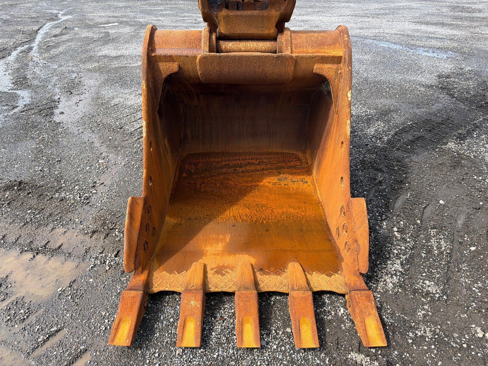 2007 Caterpillar 328D LCR