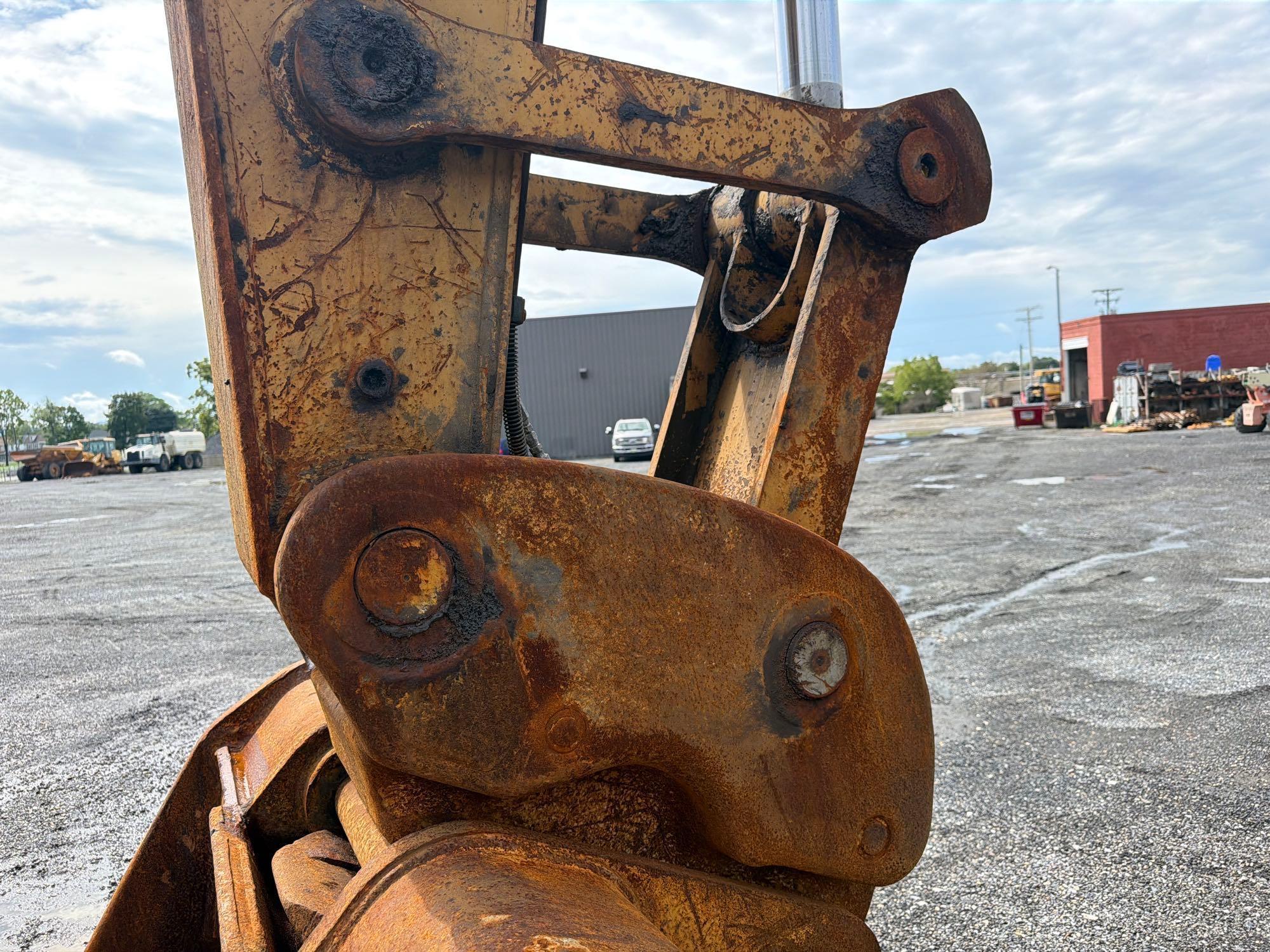 2007 Caterpillar 328D LCR