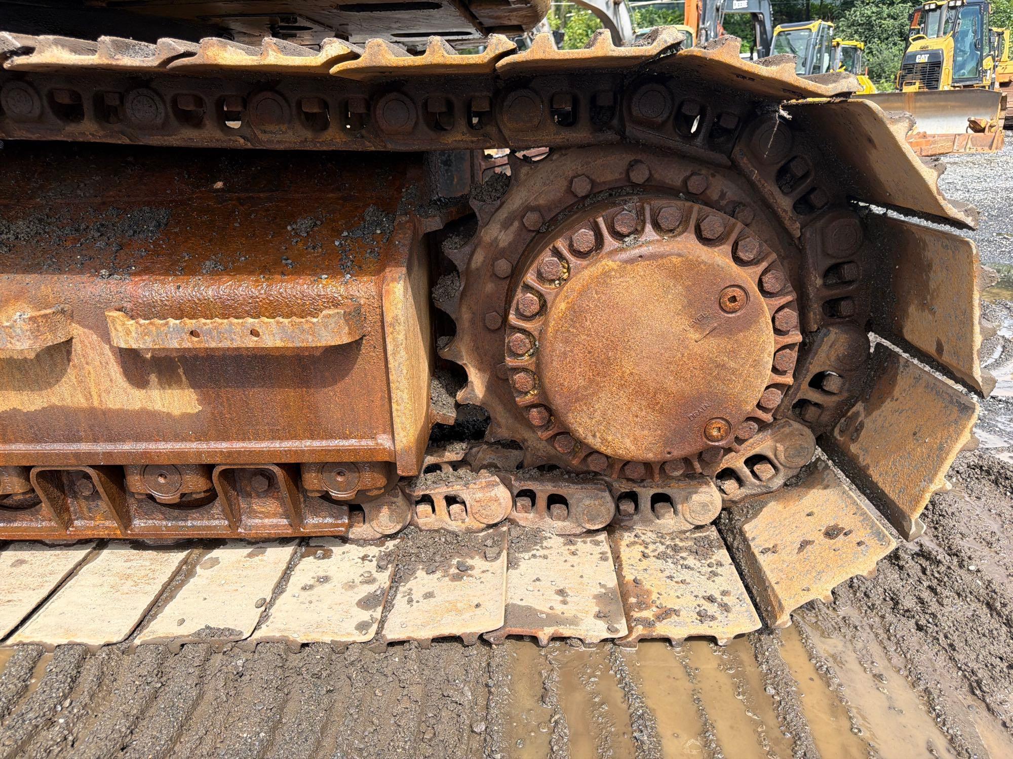 2007 Caterpillar 328D LCR