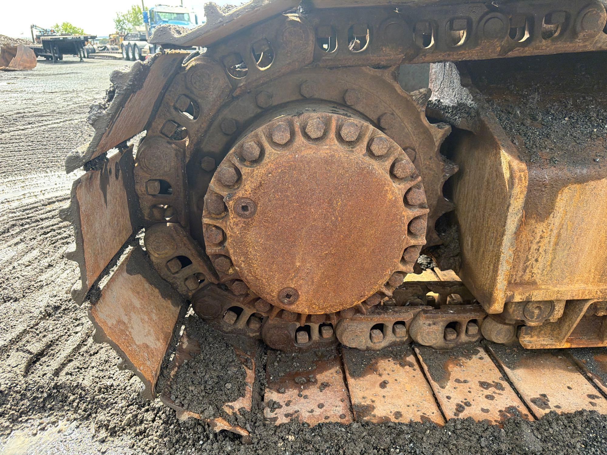 2007 Caterpillar 328D LCR