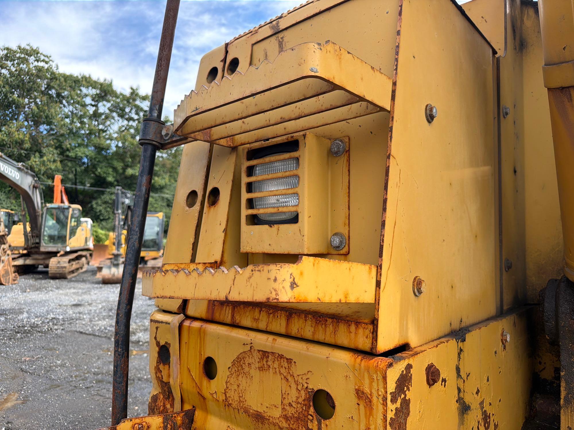 2007 Caterpillar 328D LCR