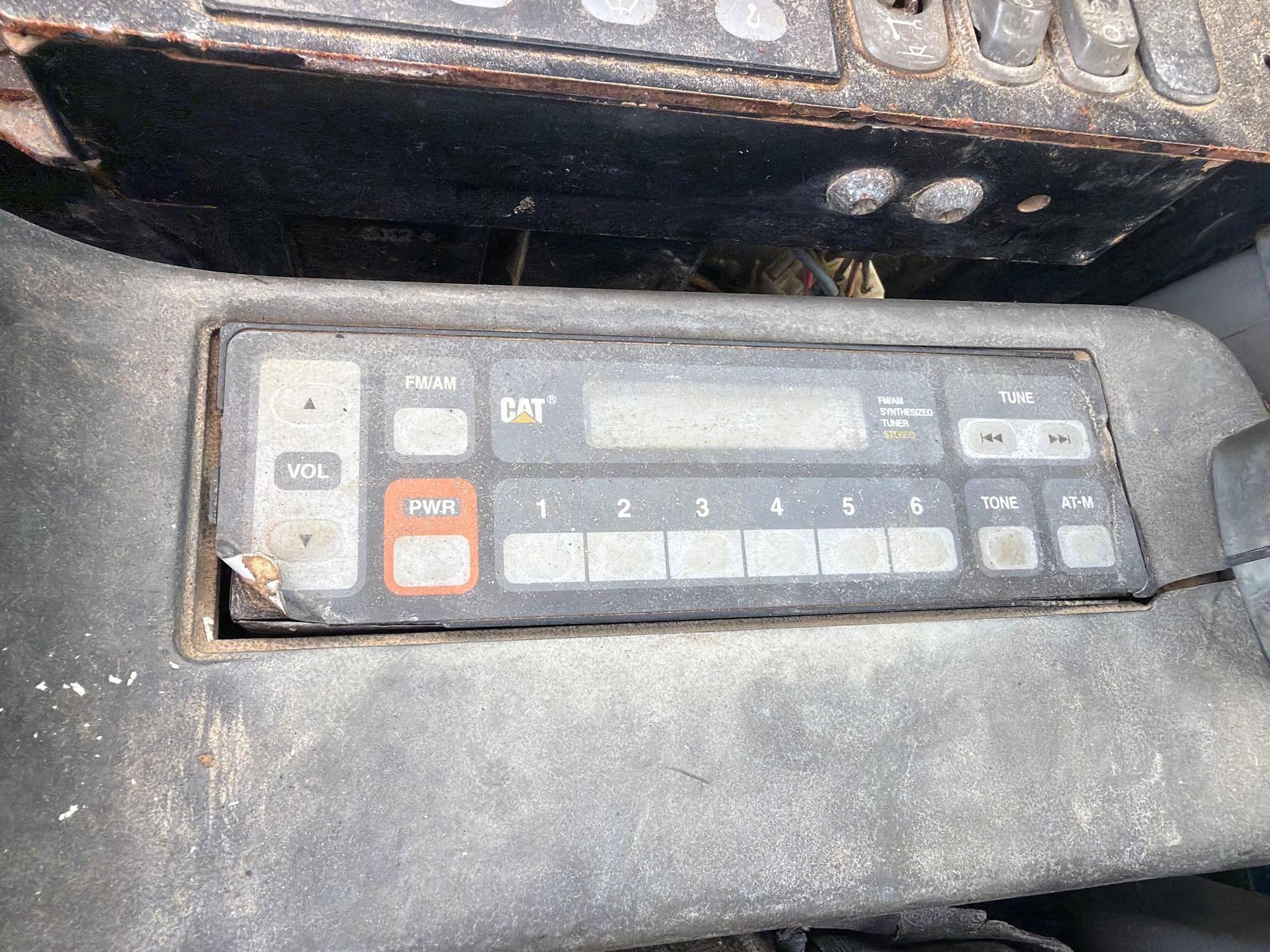 2007 Caterpillar 328D LCR