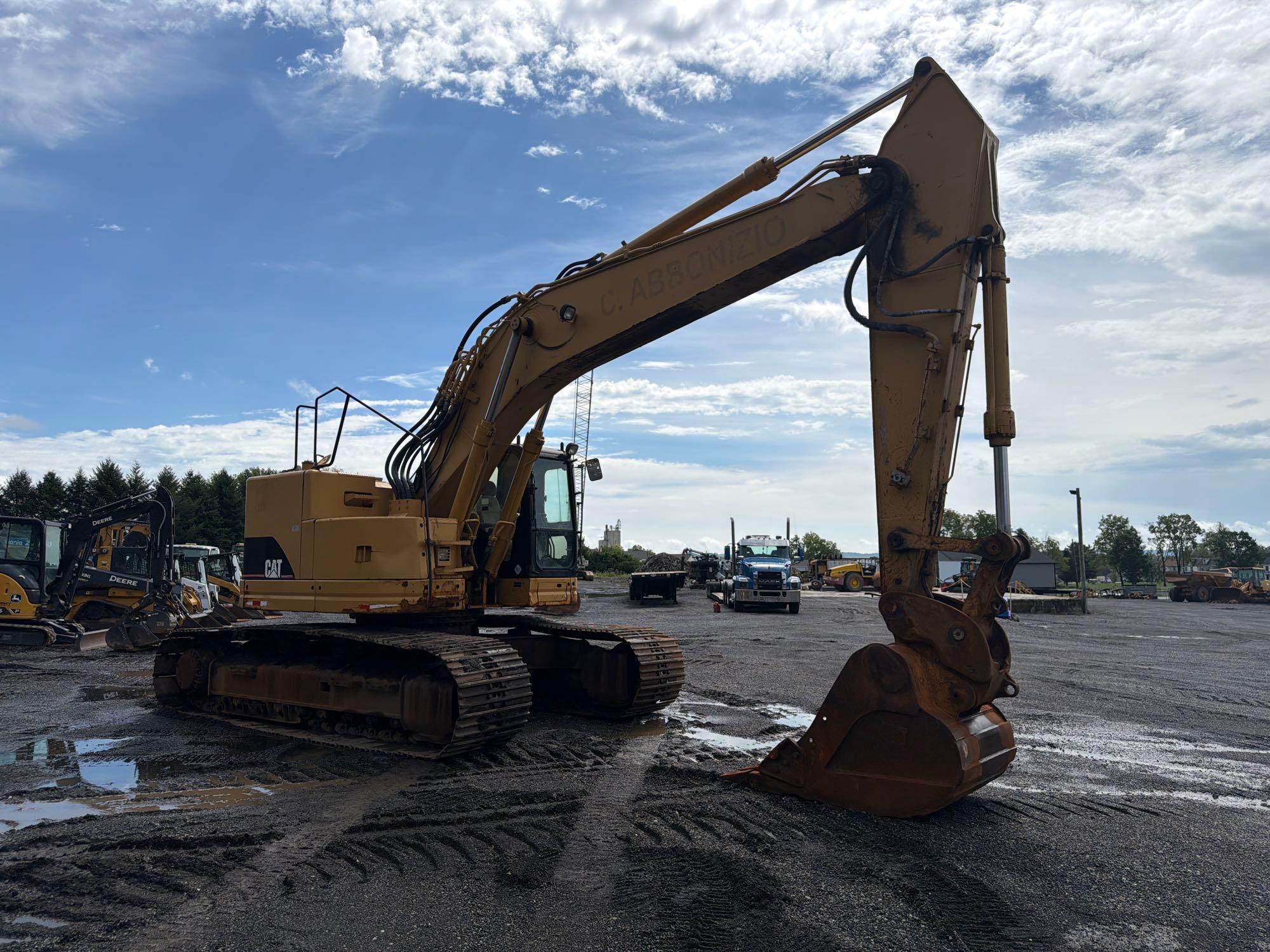 2007 Caterpillar 328D LCR