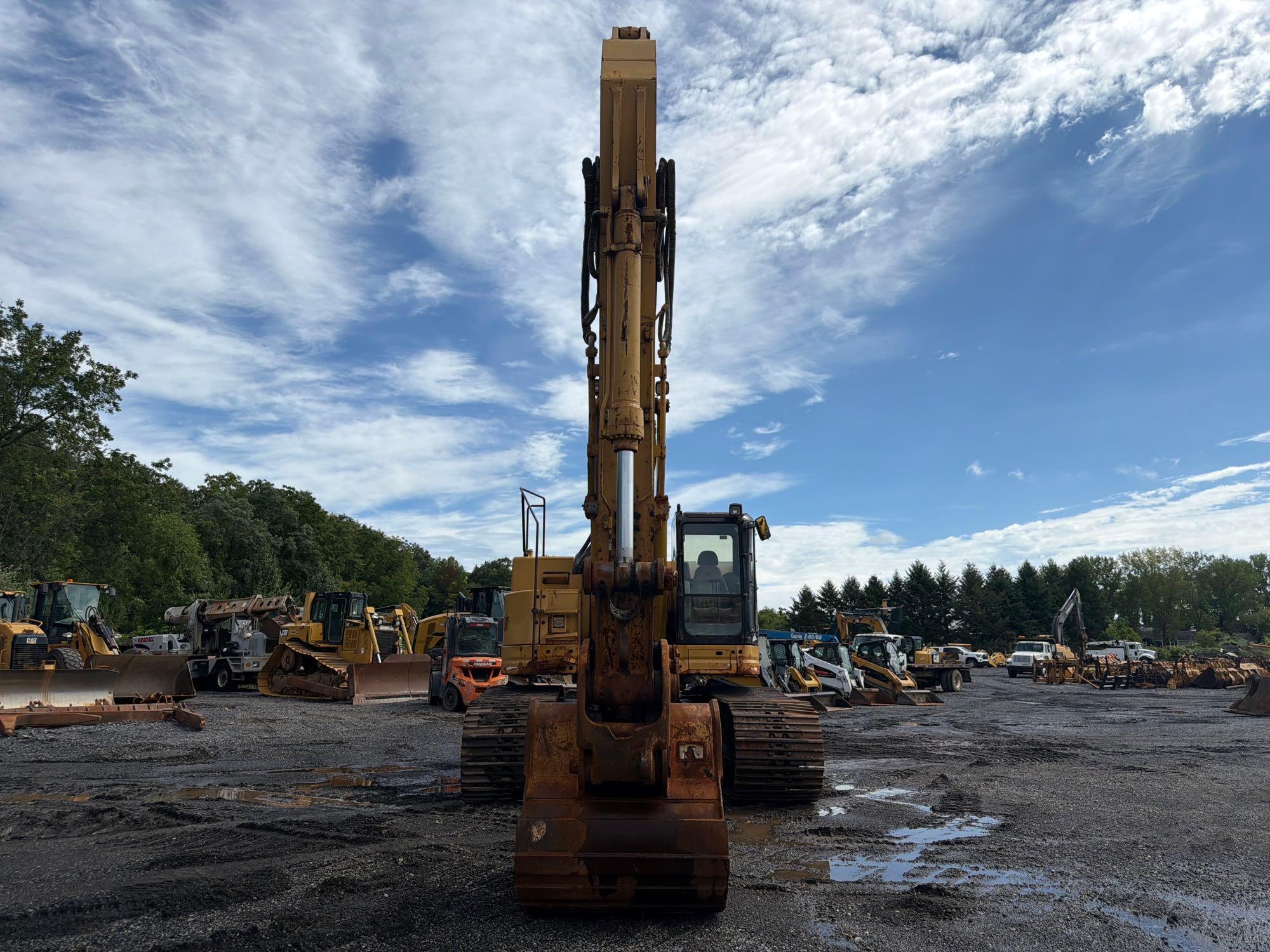 2007 Caterpillar 328D LCR