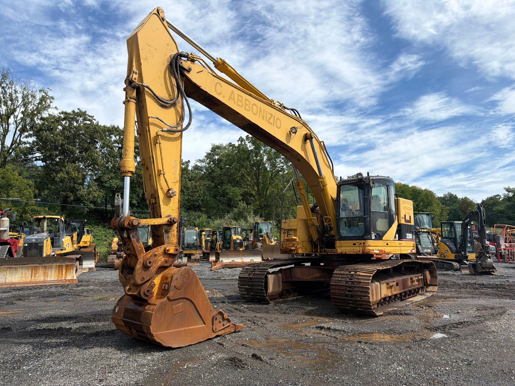 2007 Caterpillar 328D LCR