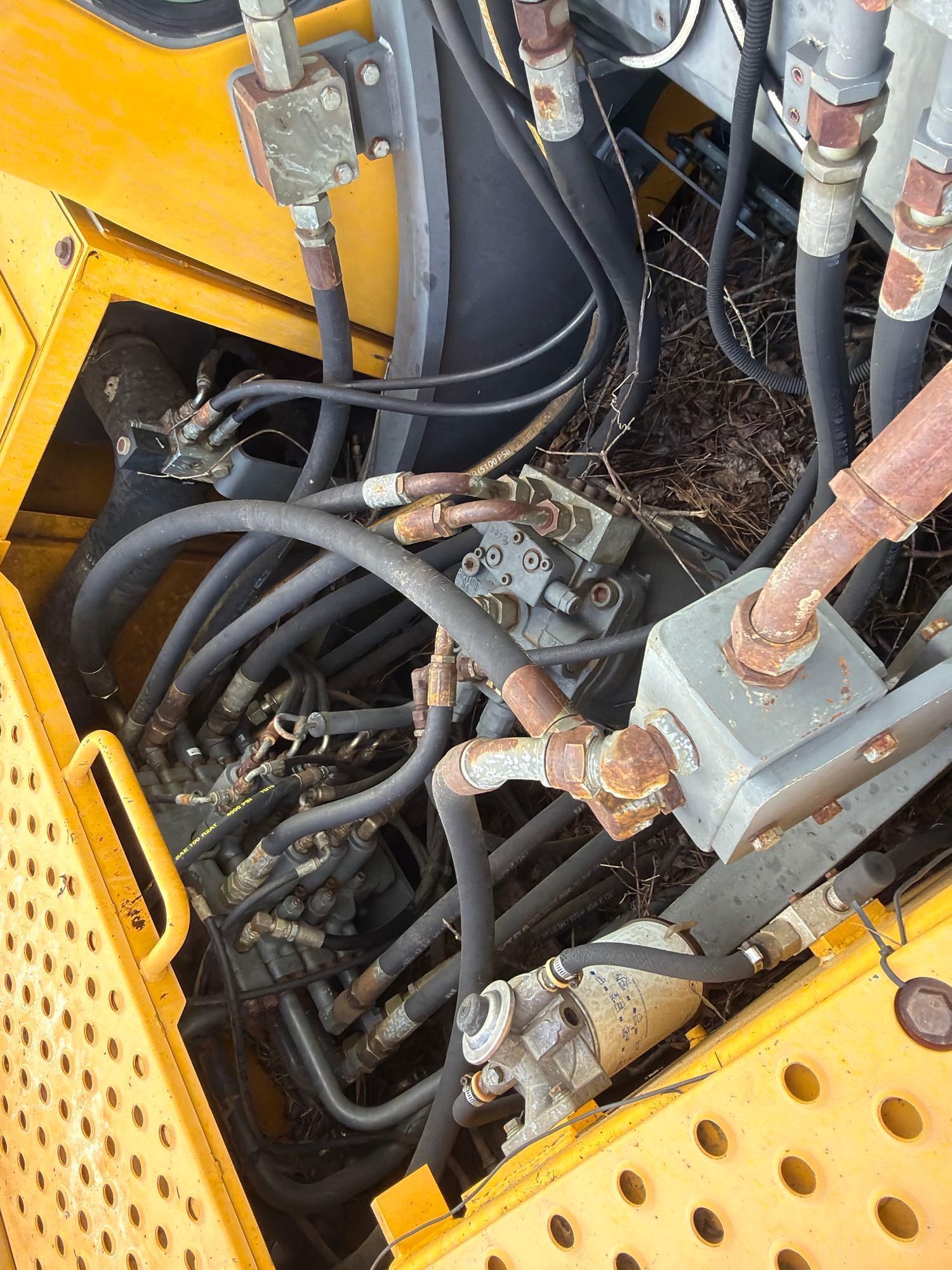 2003 Volvo EC240B LC