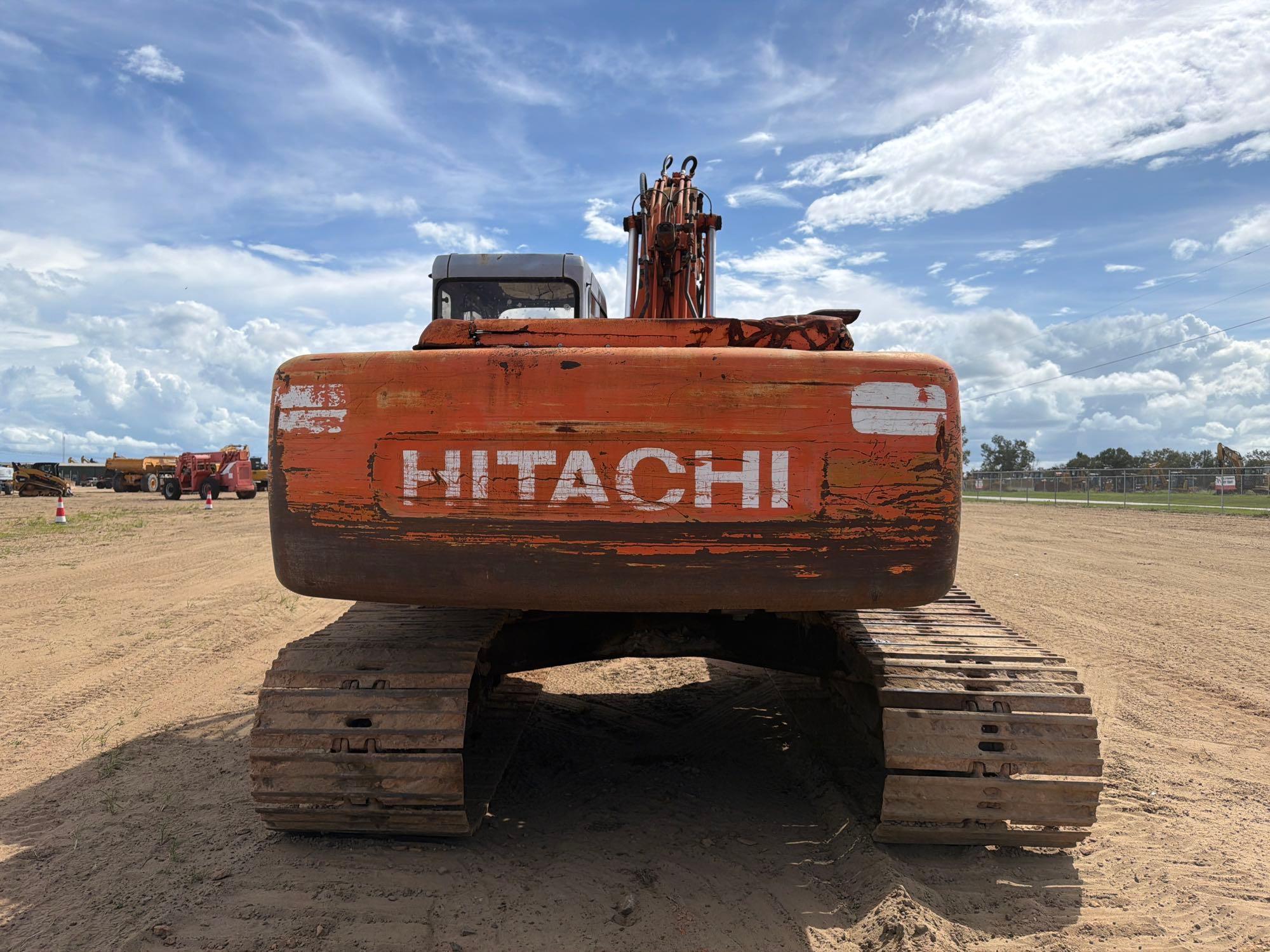 Hitachi EX200LC-2