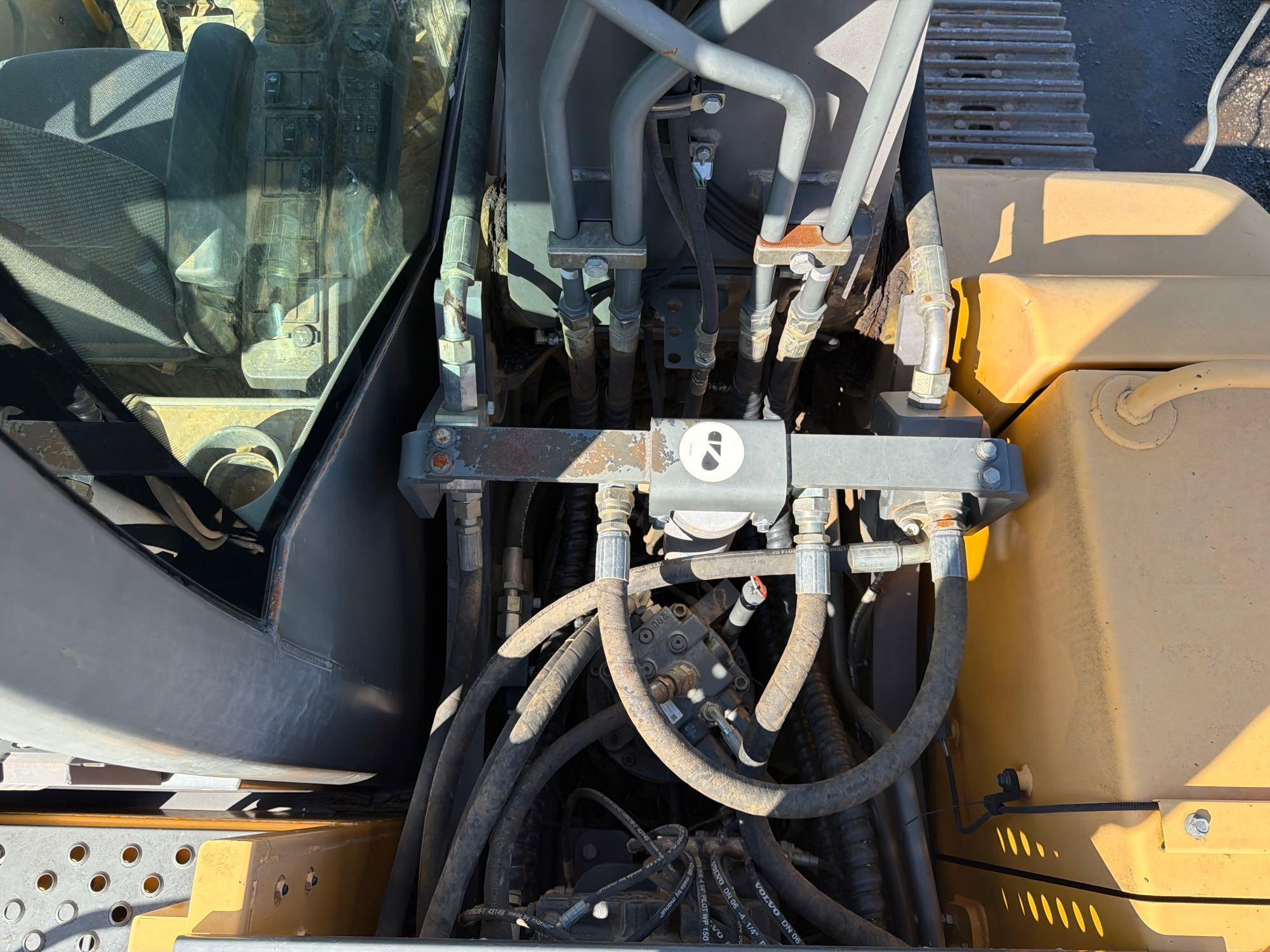 2015 Volvo EC160