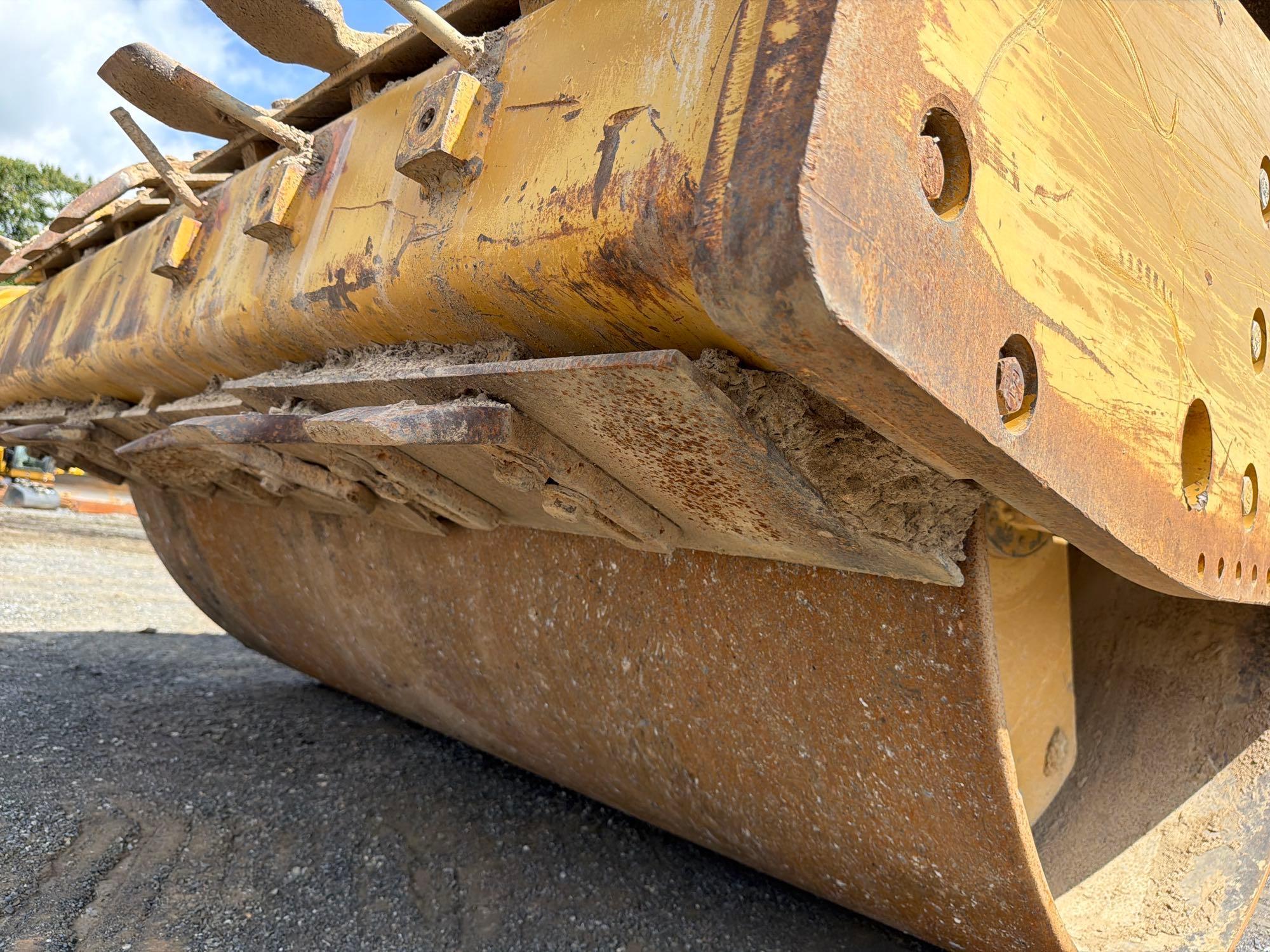 Caterpillar CS56