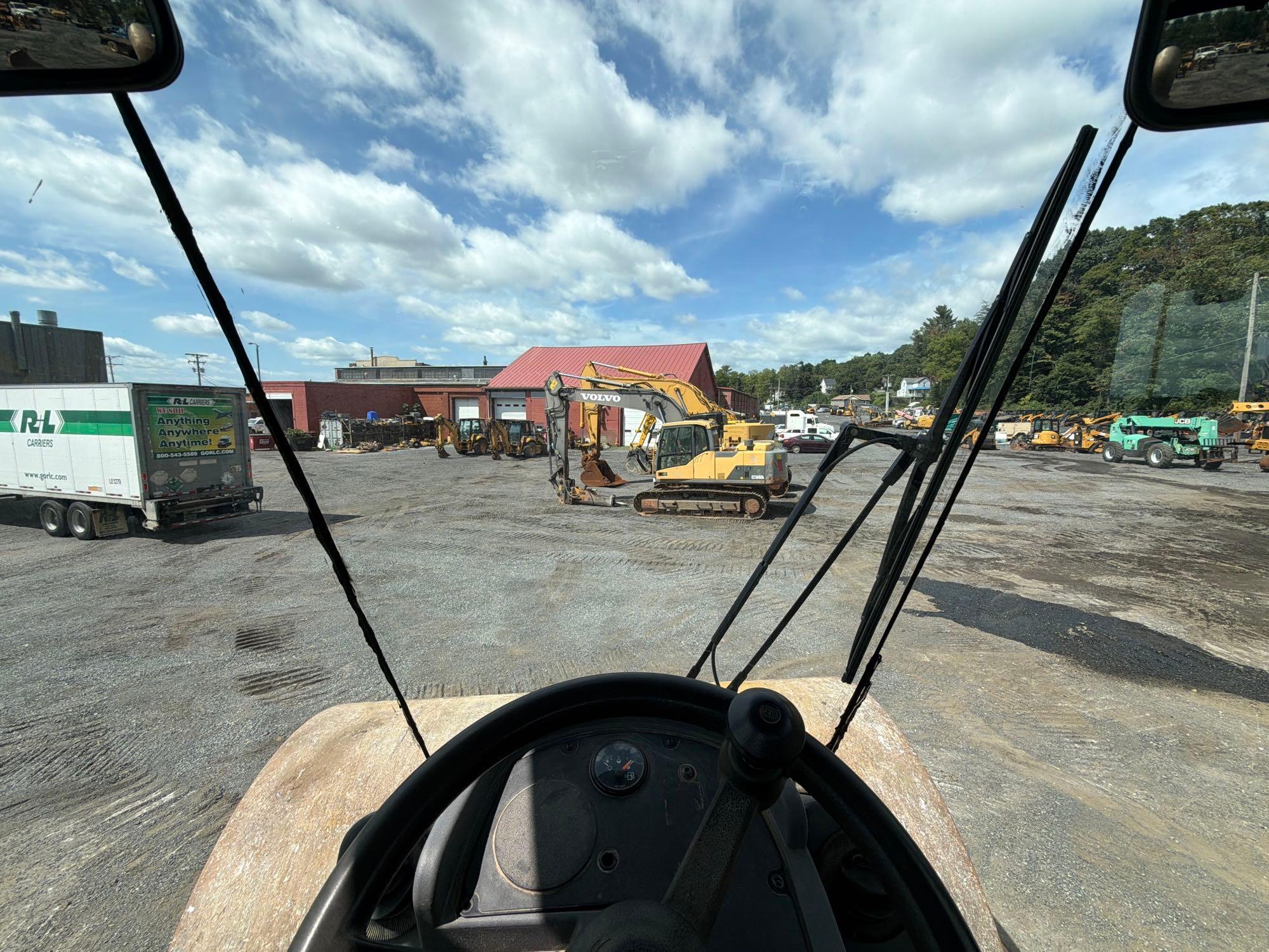 Caterpillar CS56