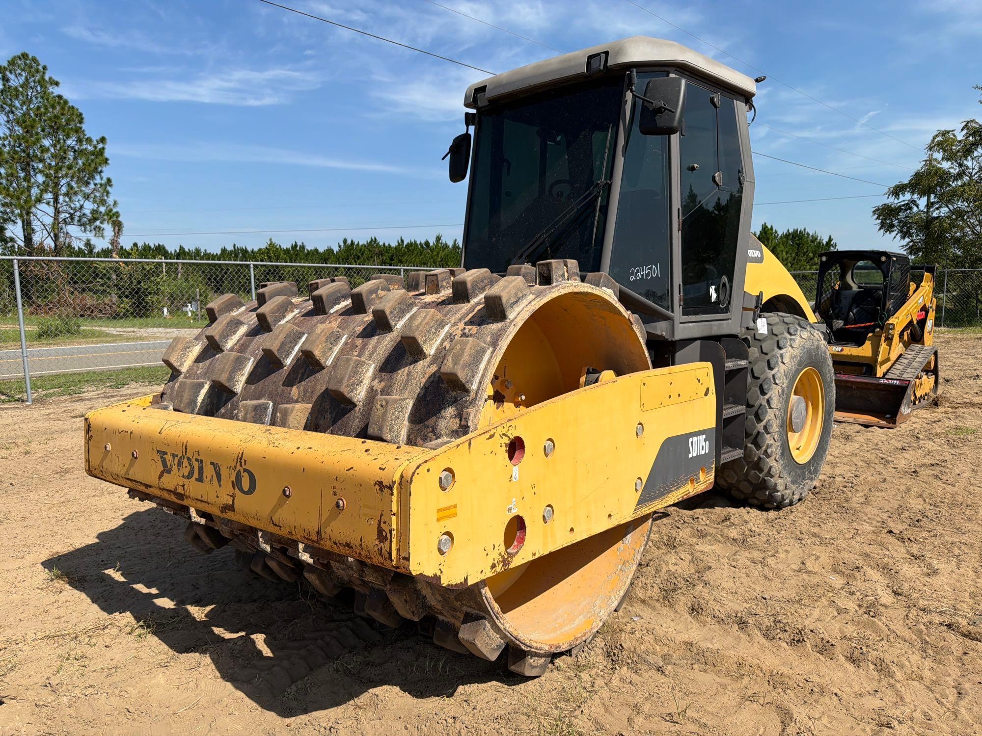 2013 Volvo SD115D