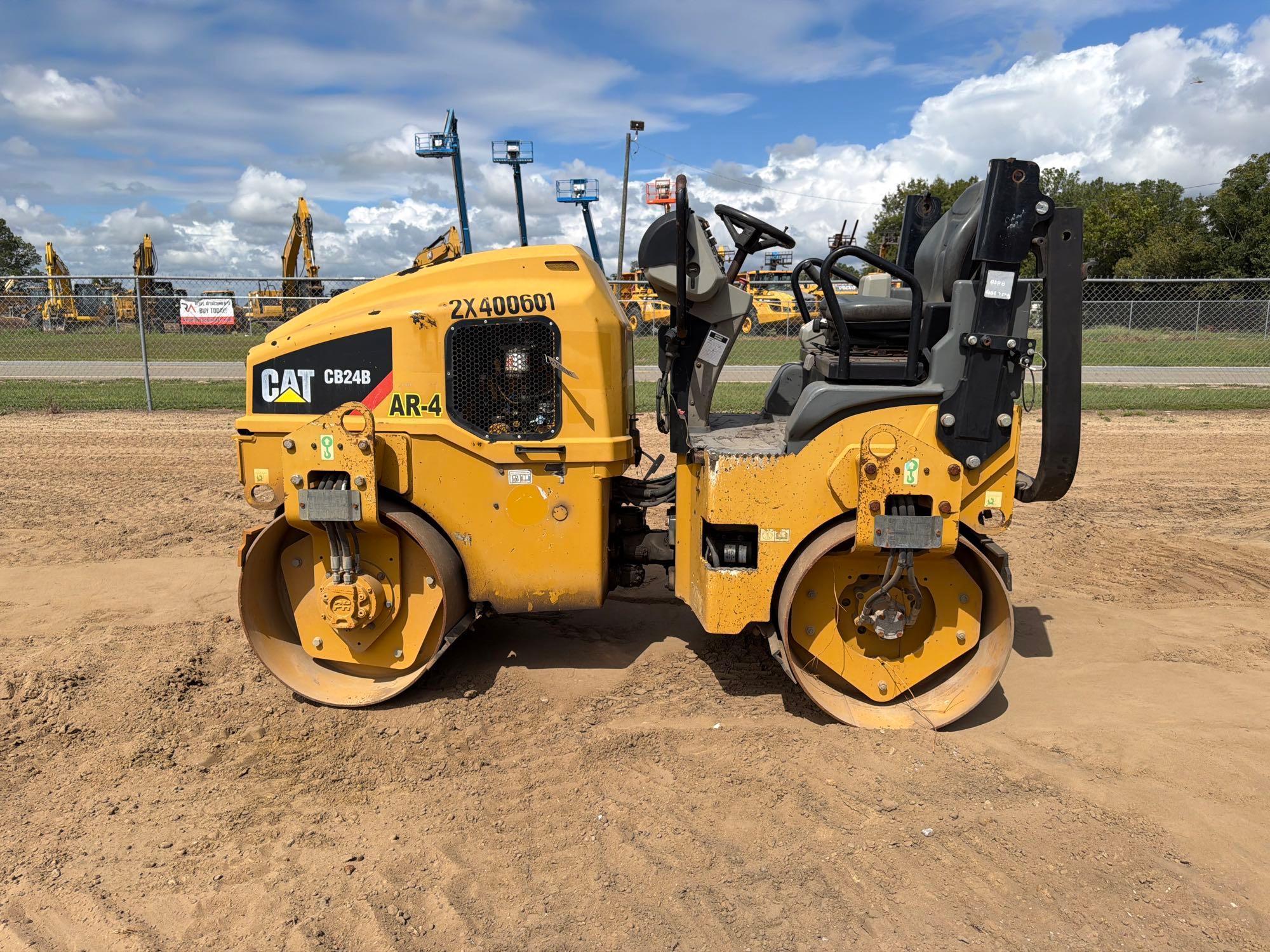 2016 Caterpillar CB24B