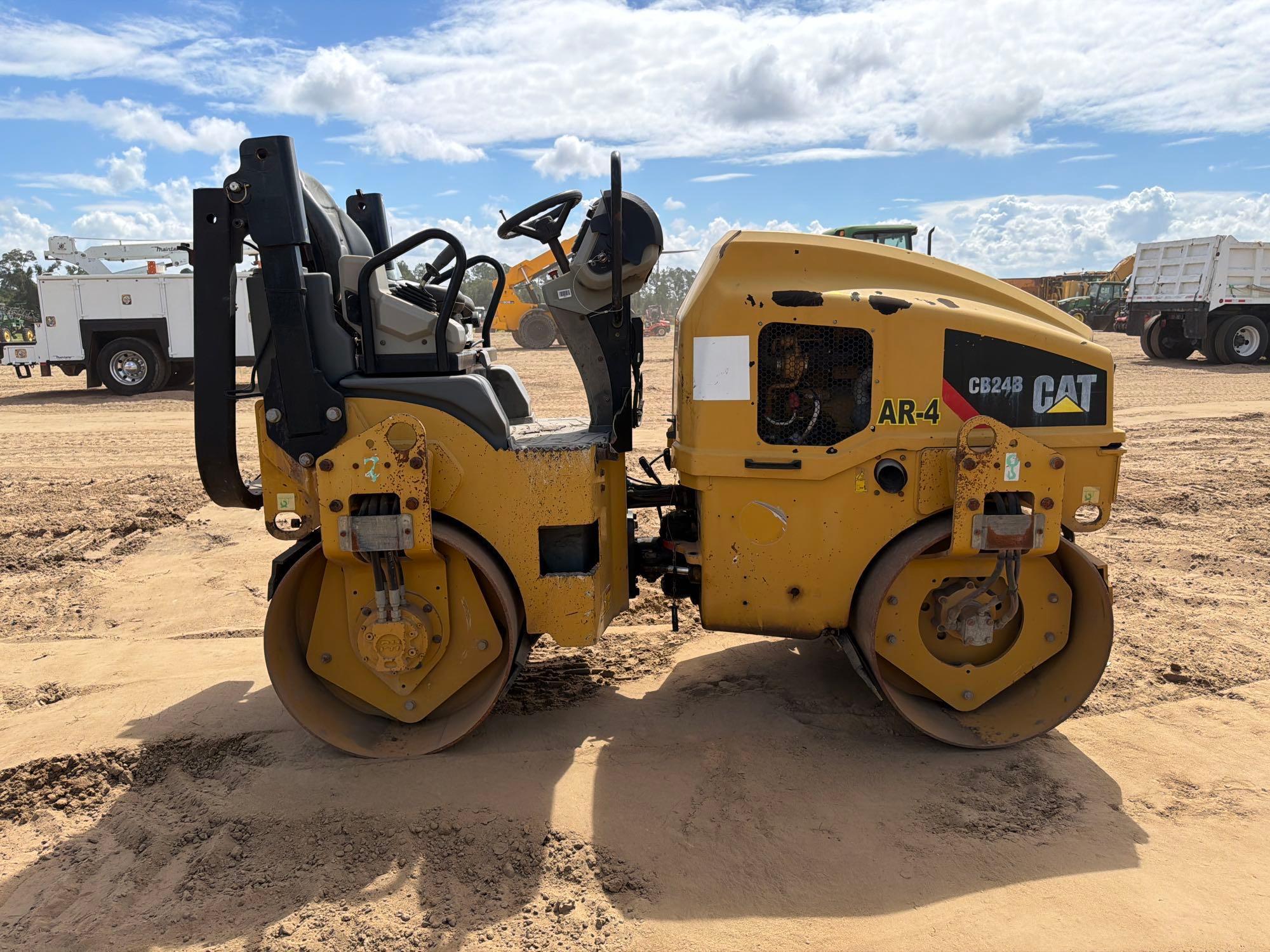 2016 Caterpillar CB24B