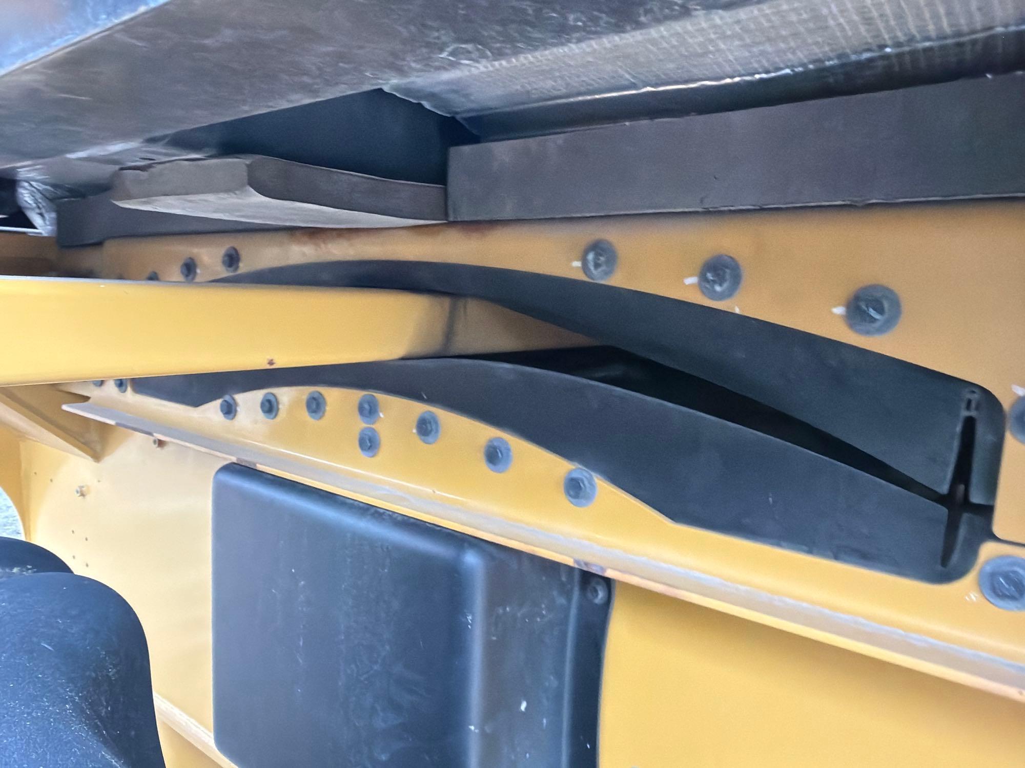 2017 Caterpillar CB64B