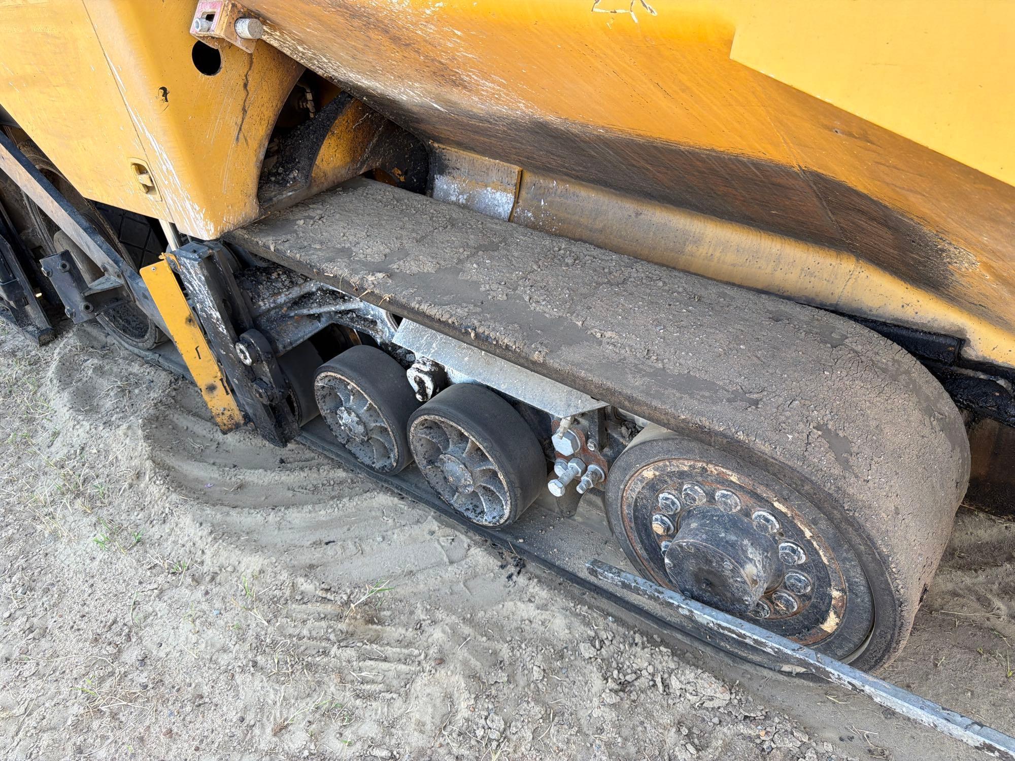 2020 Caterpillar 555