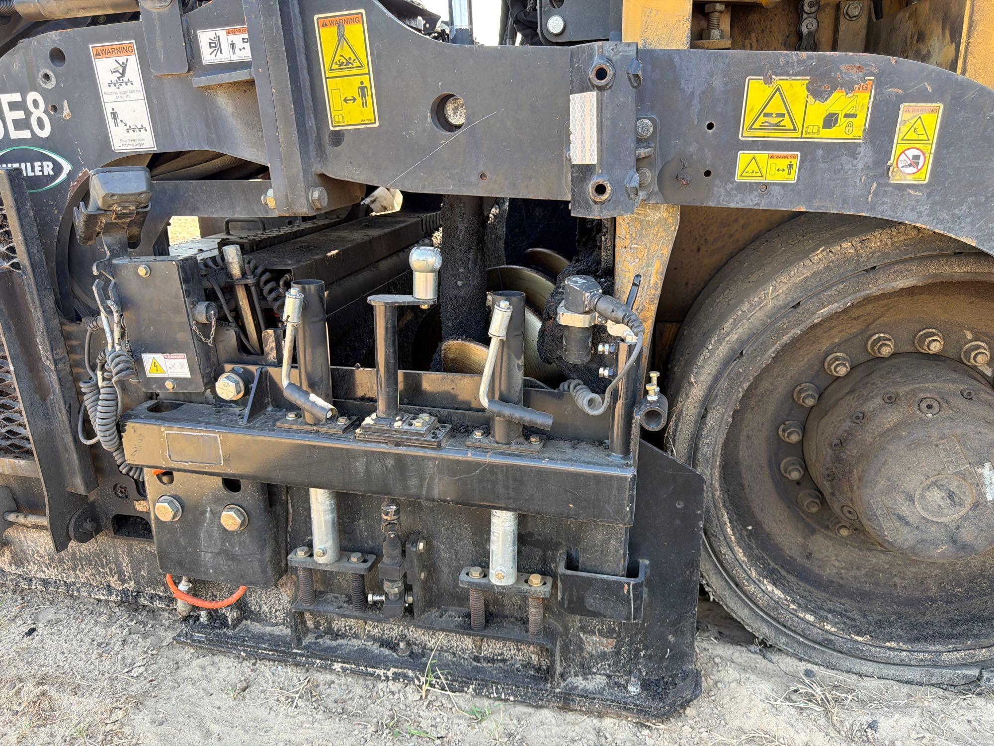 2020 Caterpillar 555