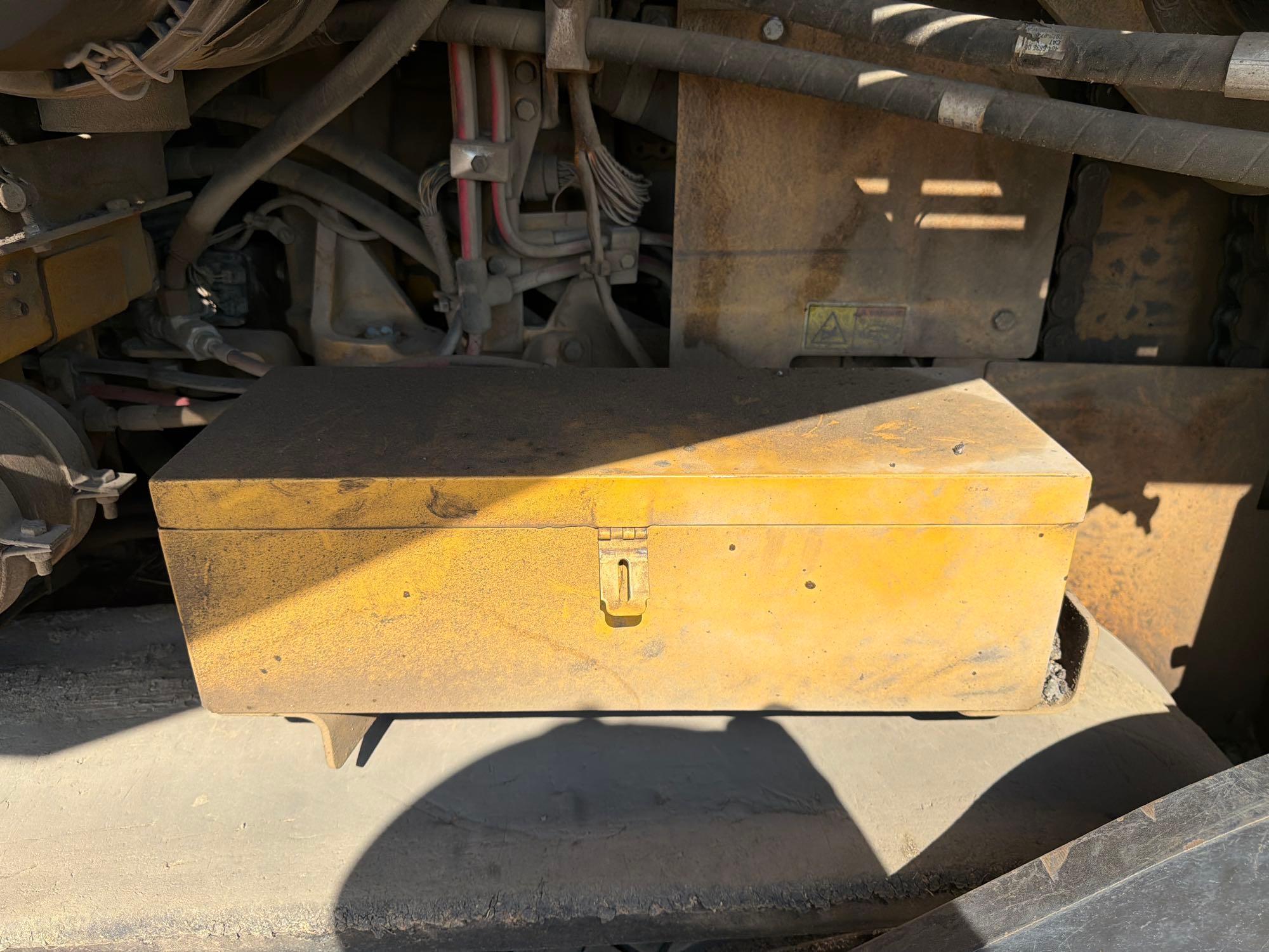2020 Caterpillar 555