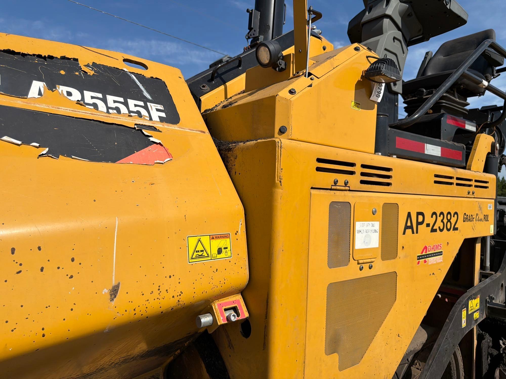 2020 Caterpillar 555