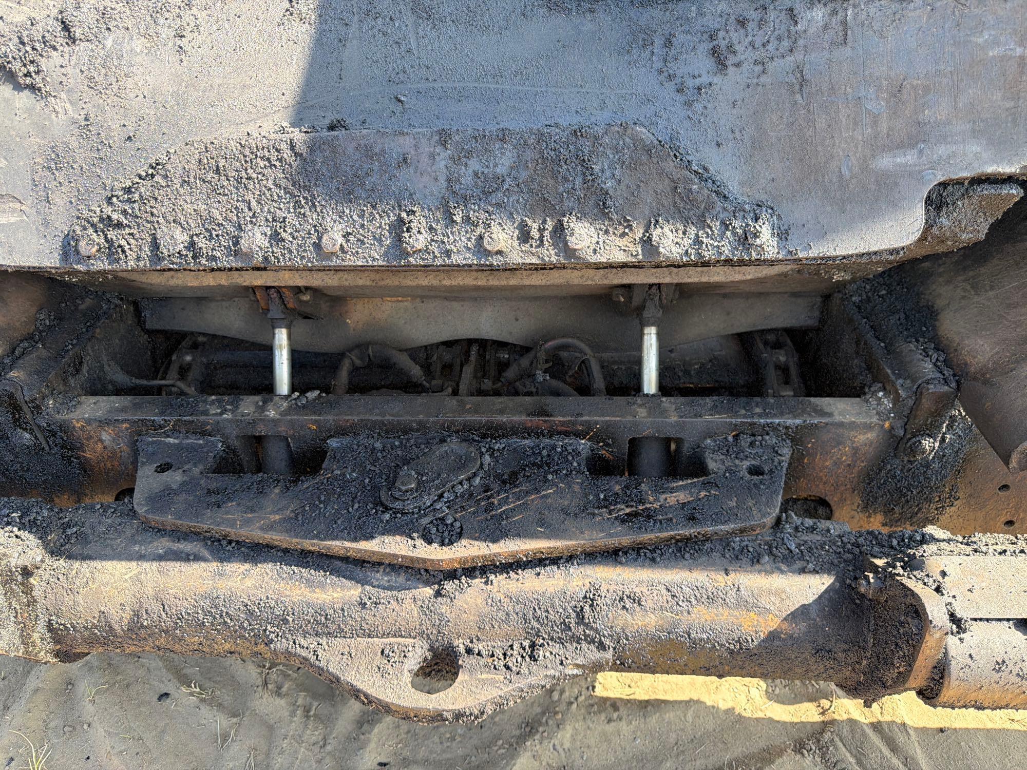 2020 Caterpillar 555