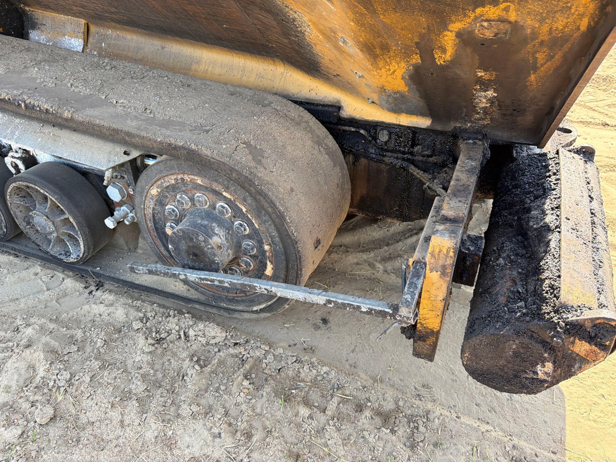 2020 Caterpillar 555