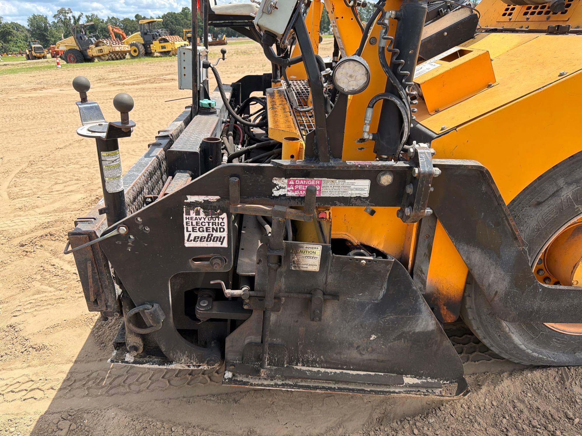 2018 Leeboy 6150