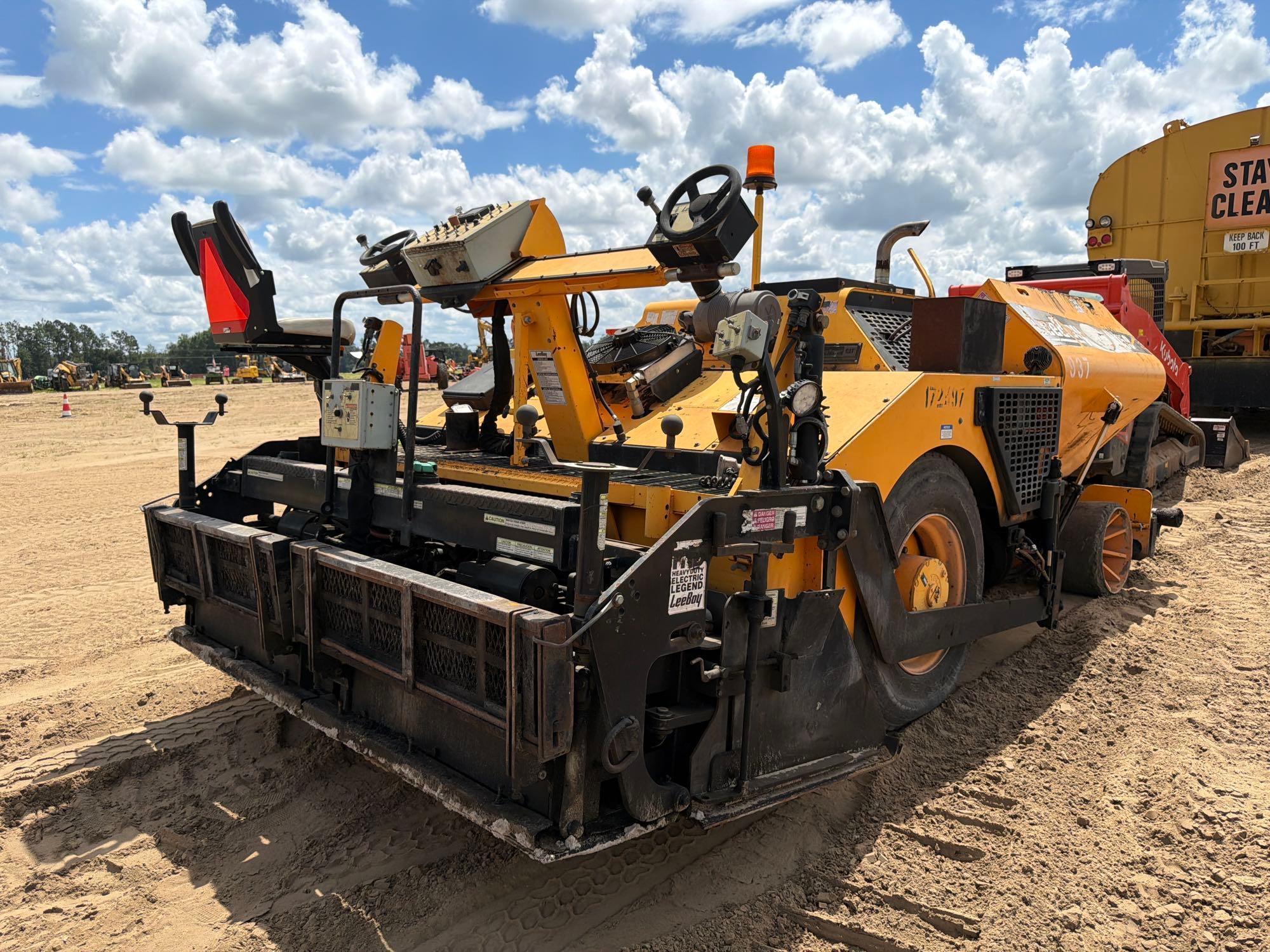 2018 Leeboy 6150