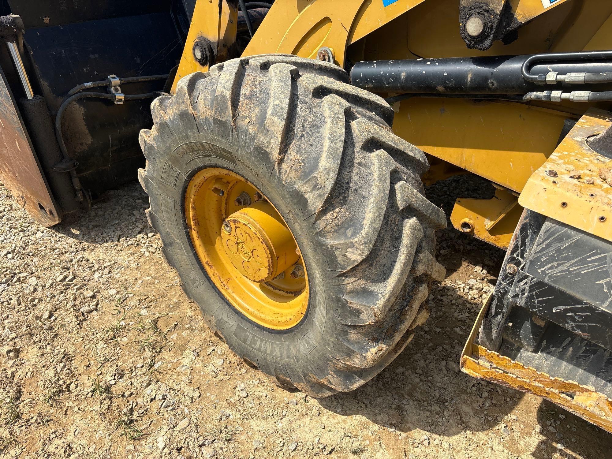 2015 Caterpillar 430F
