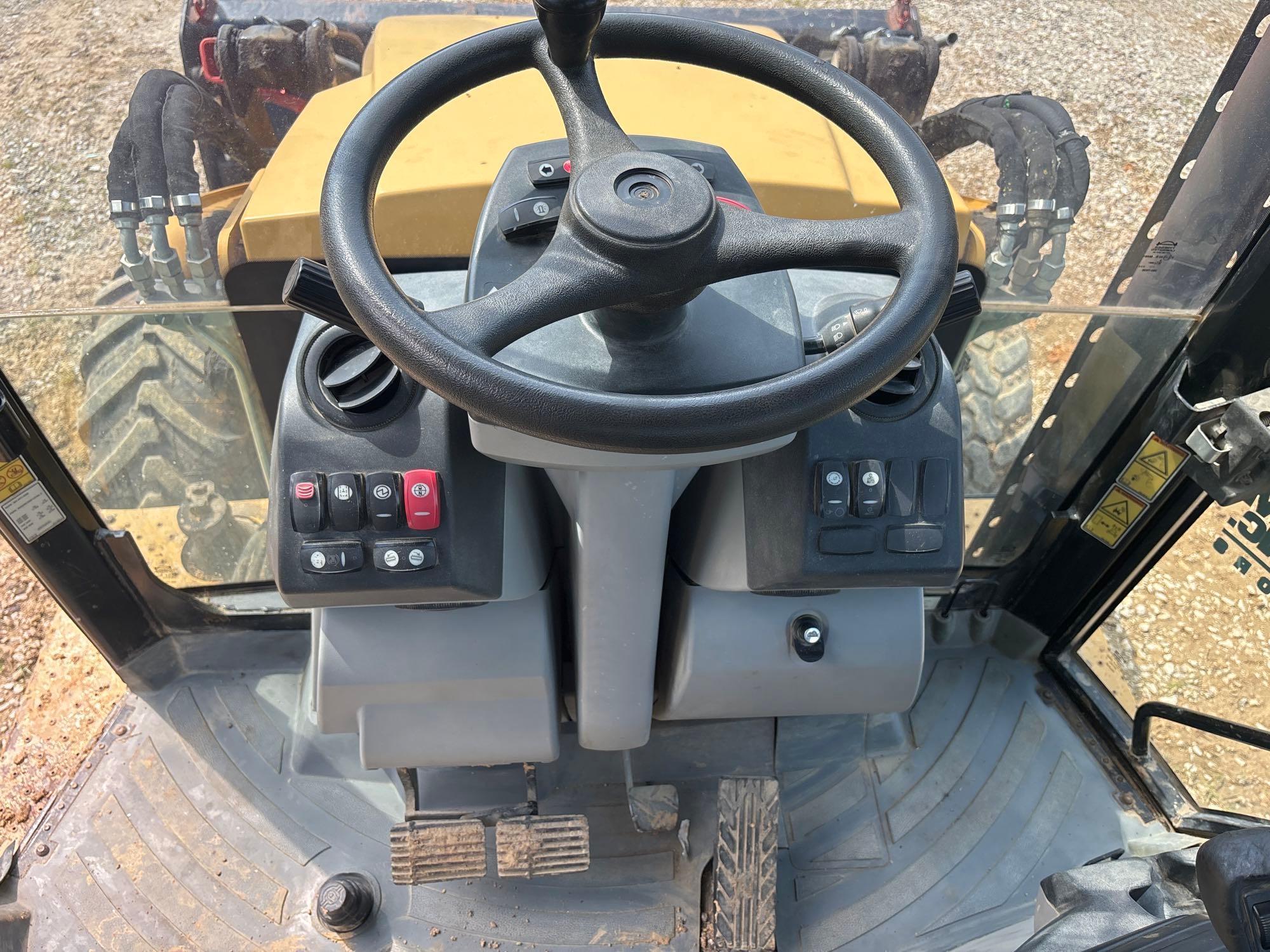 2015 Caterpillar 430F