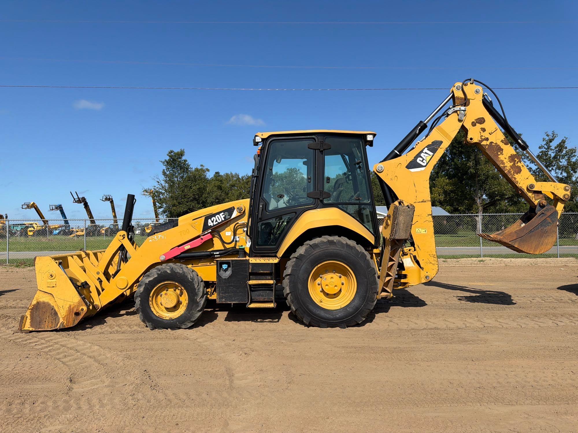 2016 Caterpillar 420F