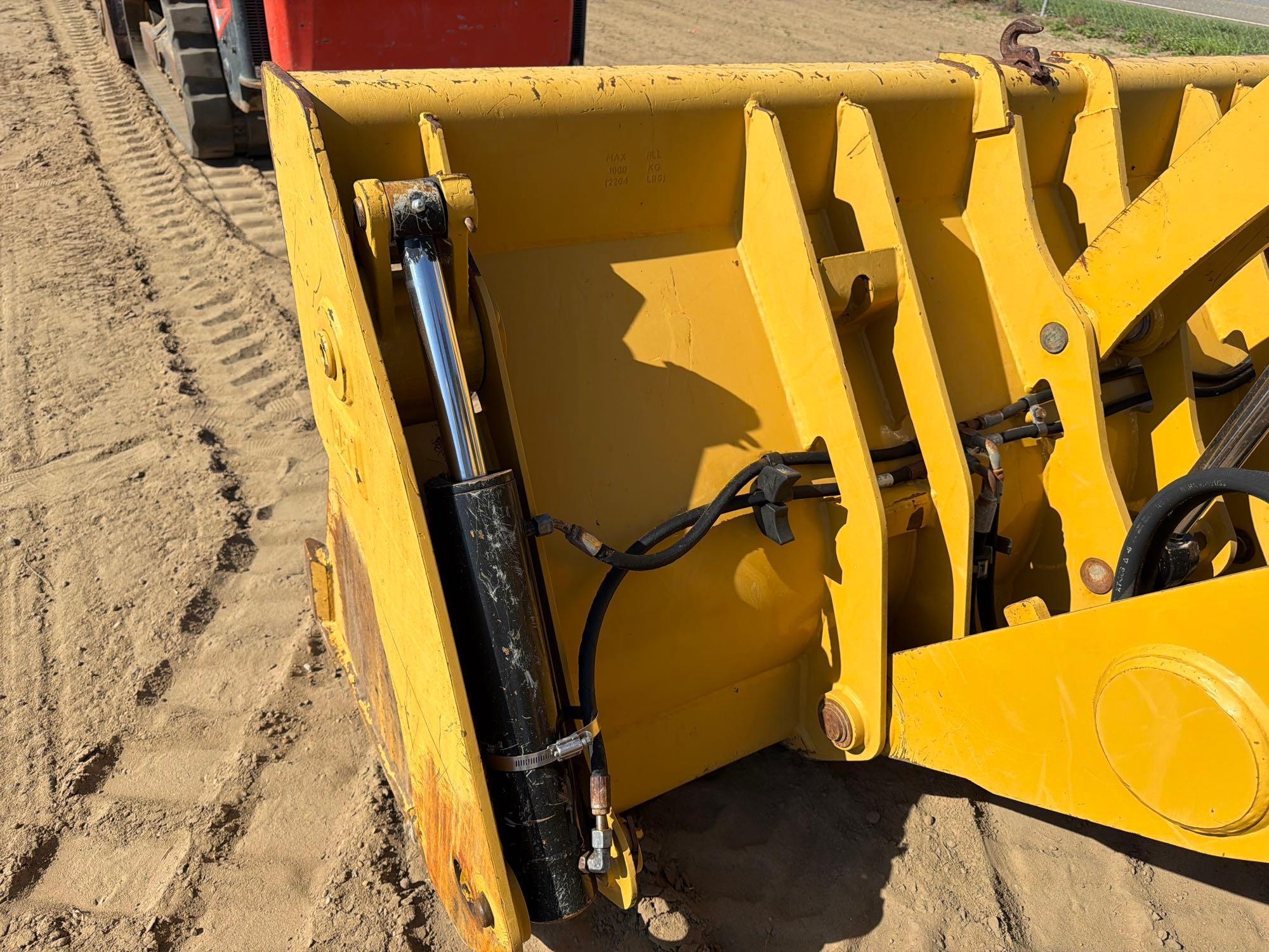 2016 Caterpillar 420F