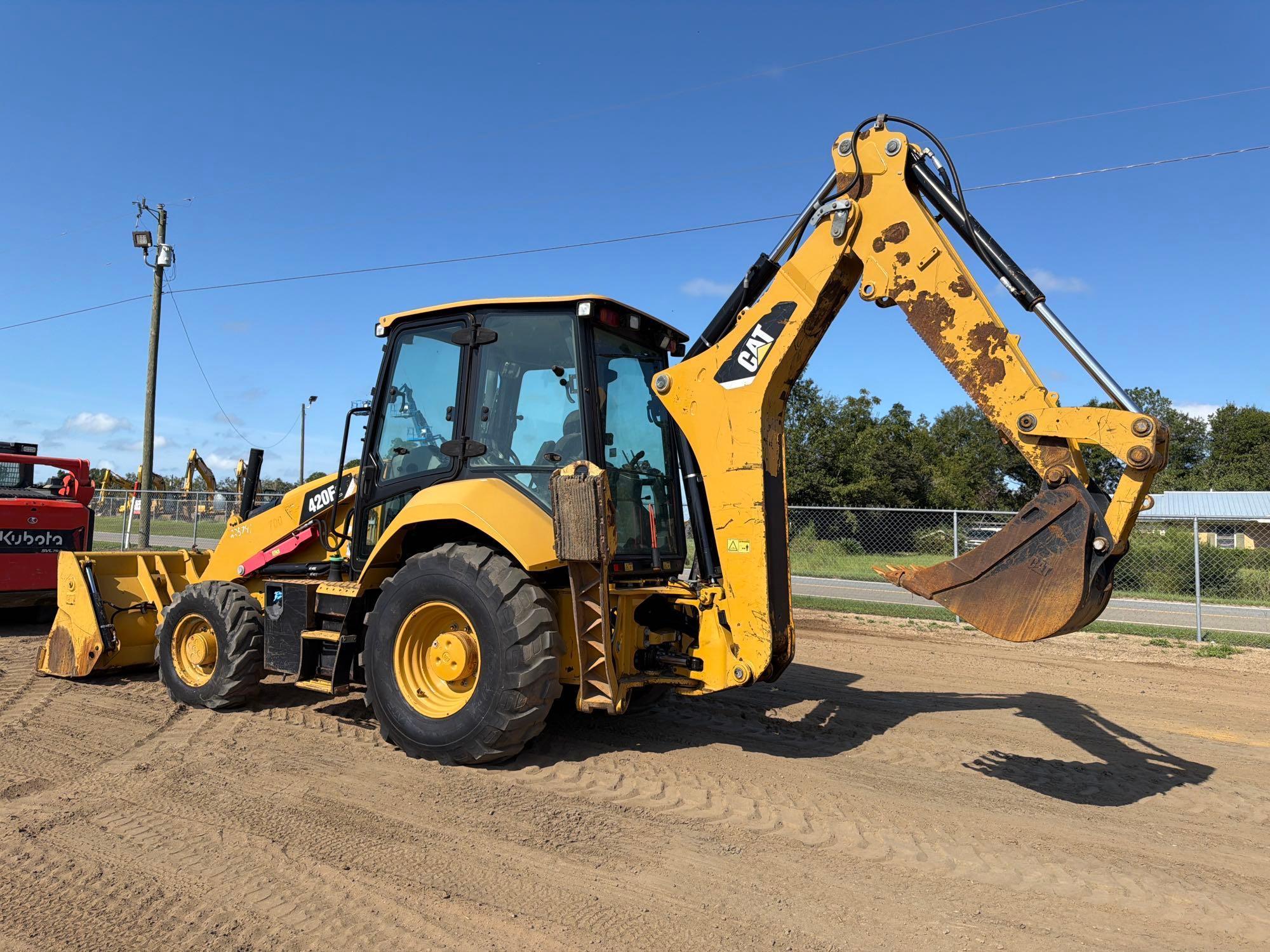 2016 Caterpillar 420F