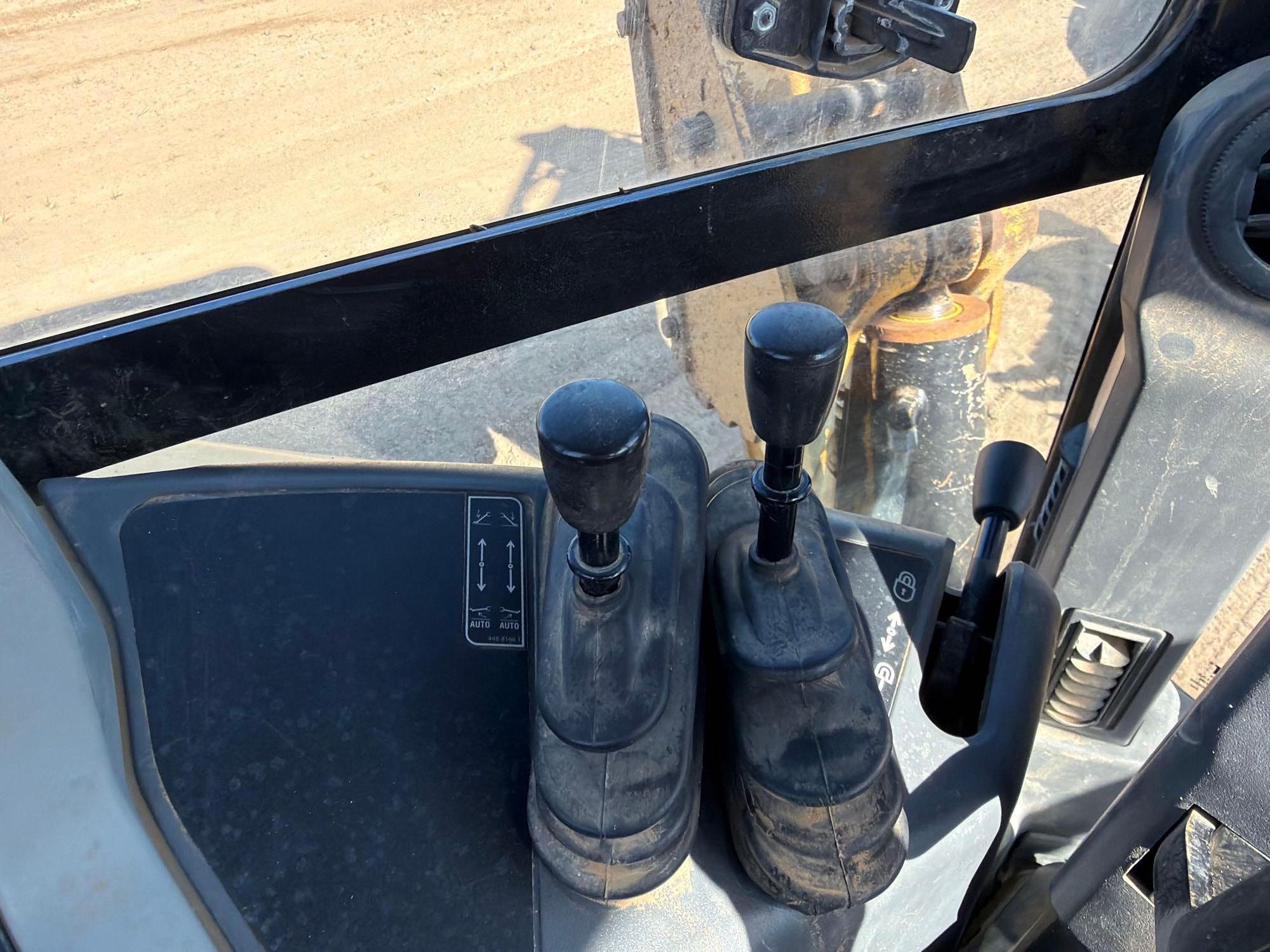 2016 Caterpillar 420F
