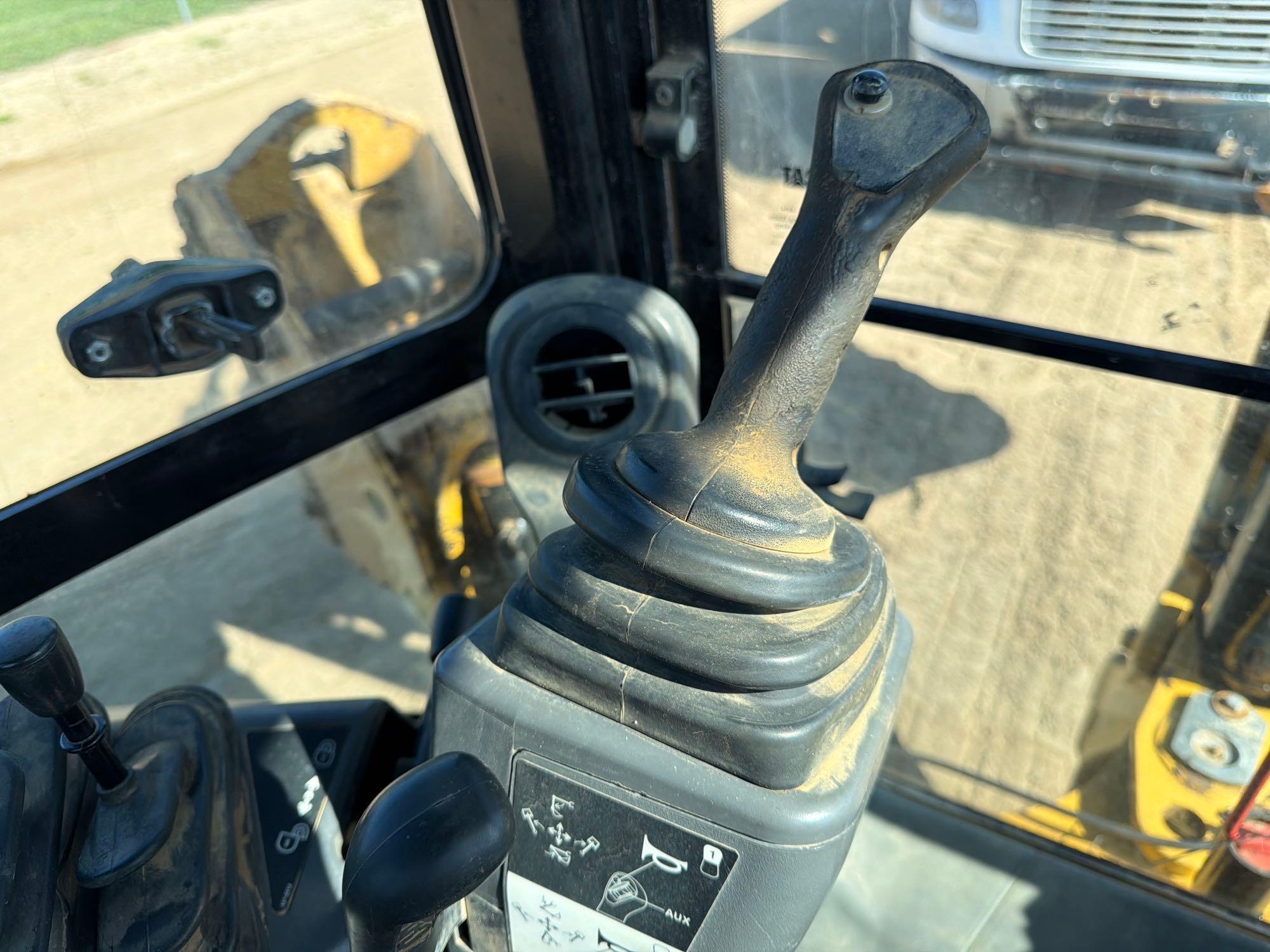 2016 Caterpillar 420F